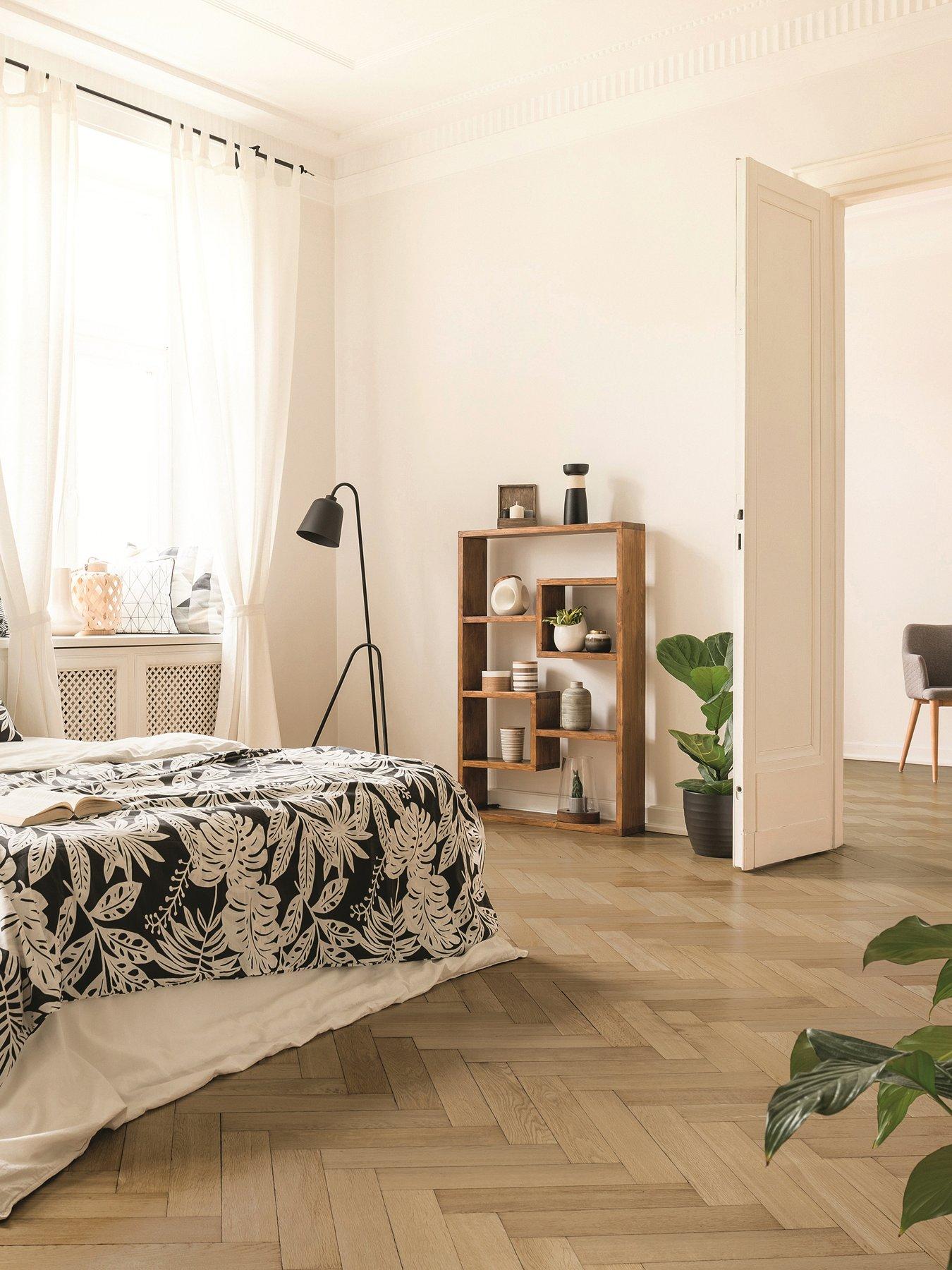 Luvanto Premium Click Plus Herringbone Classic Oak