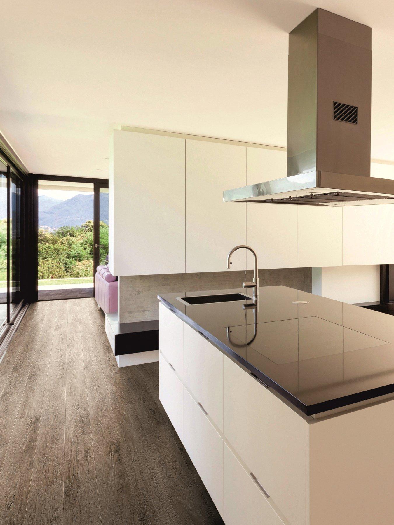 Luvanto Click Plus Reclaimed Oak