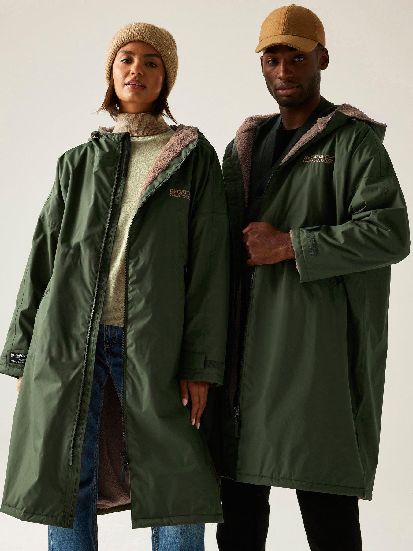  image of regatta-unisex-dry-robe-khaki