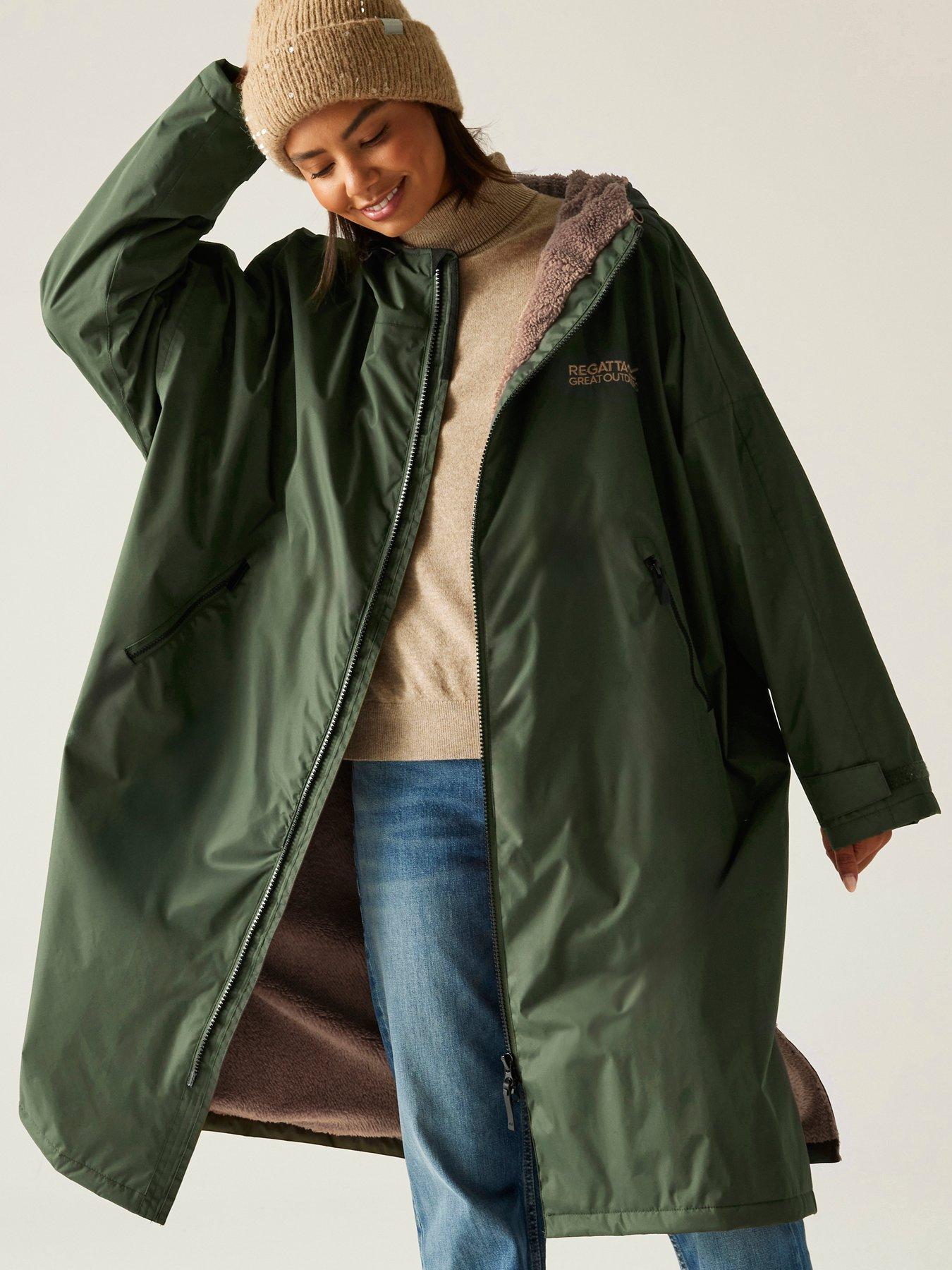  image of regatta-unisex-dry-robe-khaki