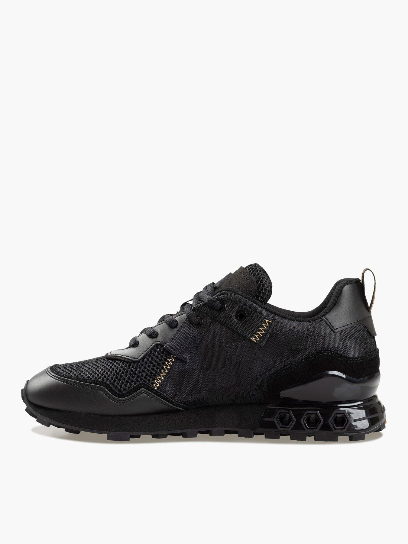  image of cruyff-superbia-hex-tech-trainers--black