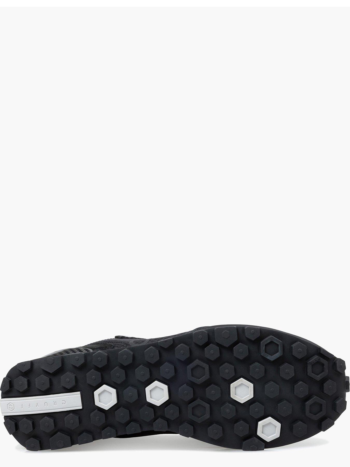 Image 5 of 7 of CRUYFF Superbia Trainers- Black