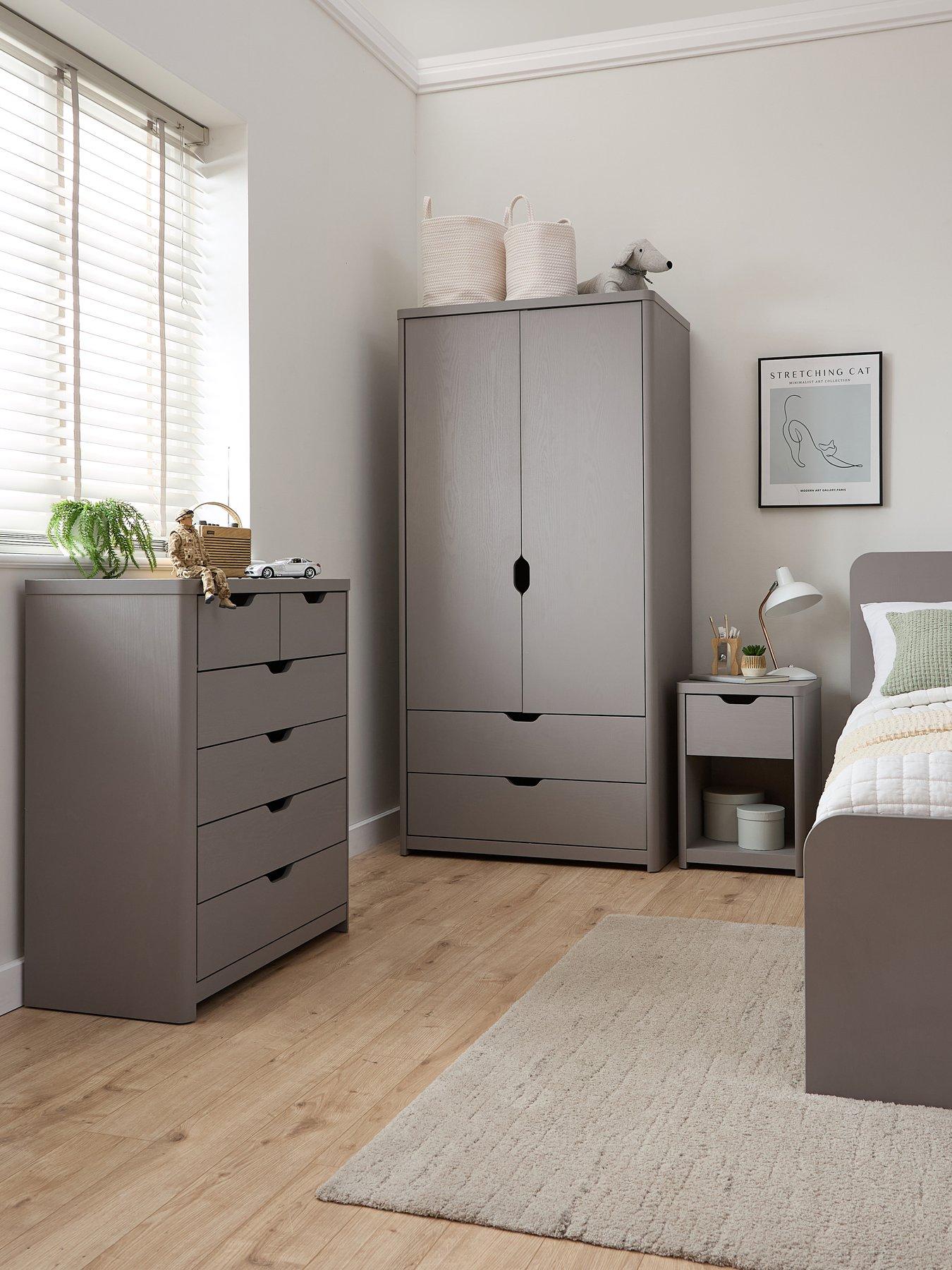 The Very Collection Aspen 3 Piece Package - 2 Door, 2 Drawer Wardrobe, 4 + 2 Chest and Bedside Table - Grey Oak Effect