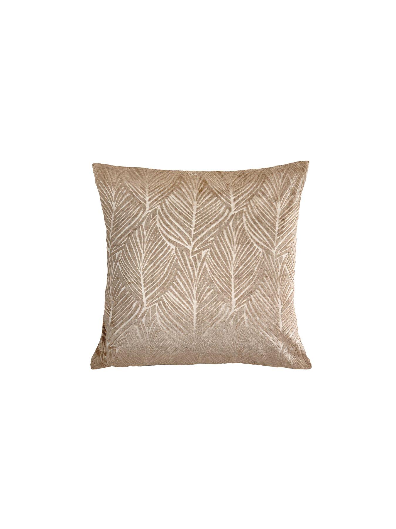 the-very-collection-leaf-embossed-velvet-filled-cushion-43x43cm