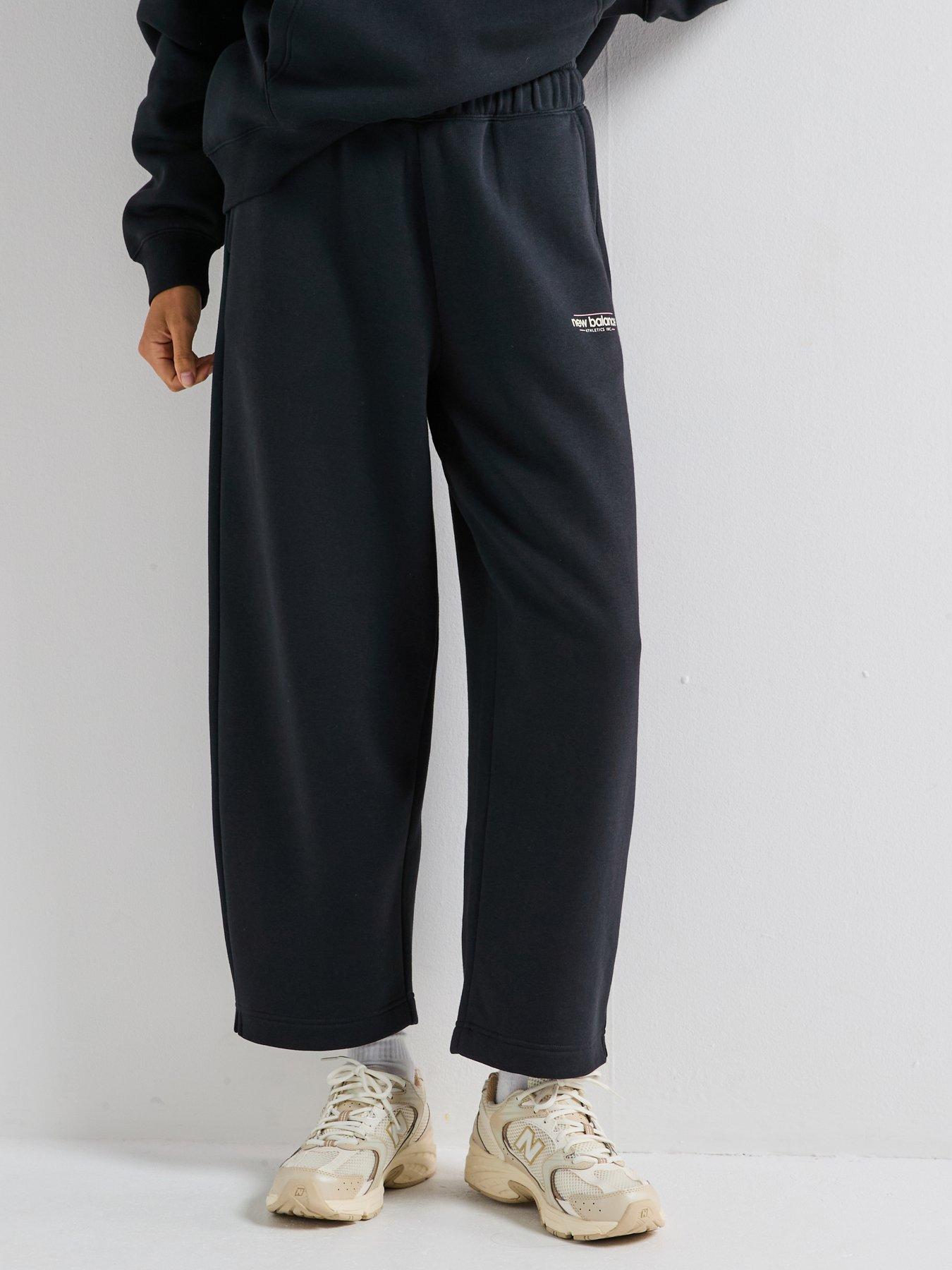 undefined Womens Reimagined Fleece Barrel Leg Pant - Black