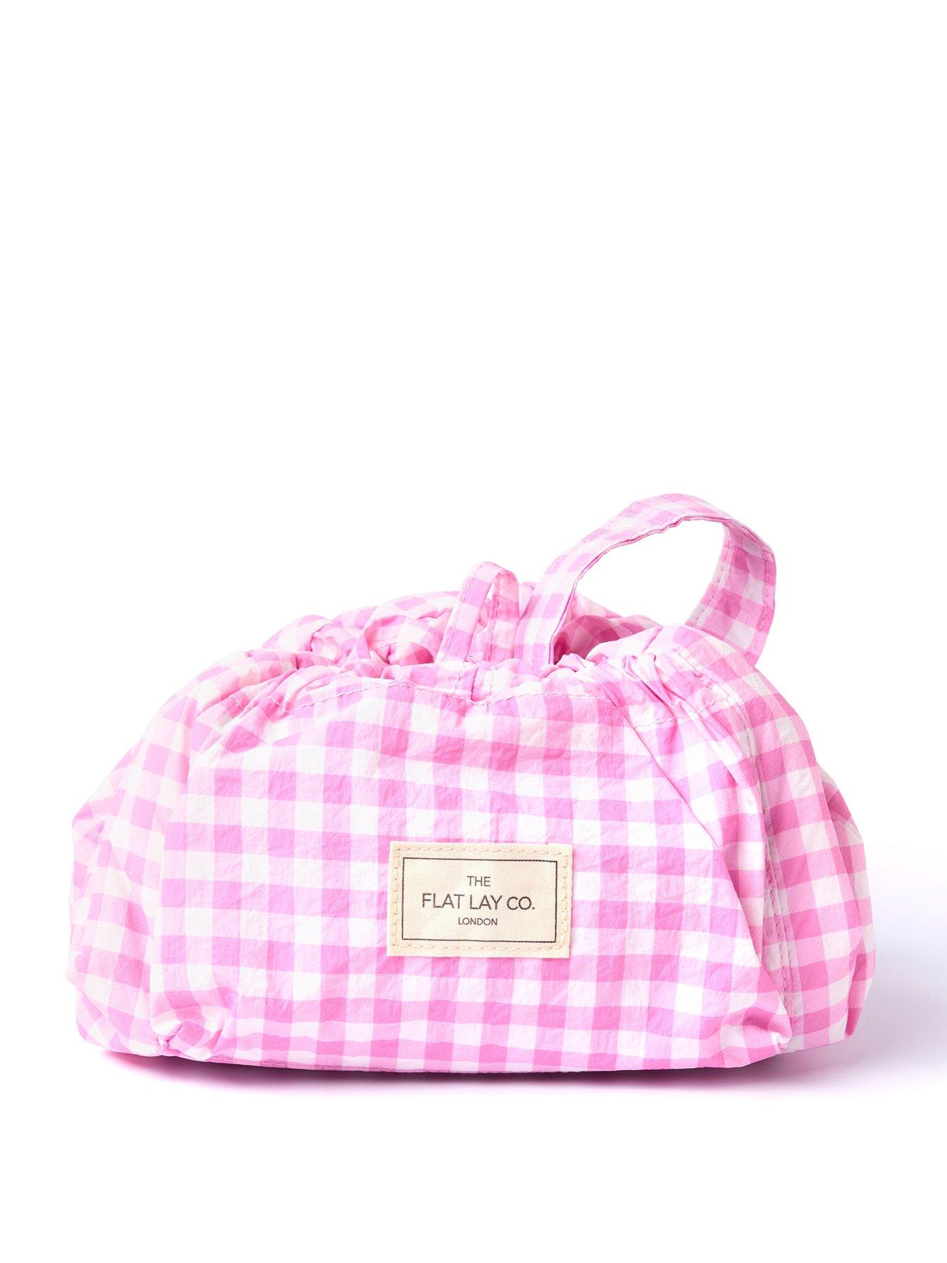 the-flat-lay-co-parachute-drawstring-flat-lay-makeup-bag-pink-gingham