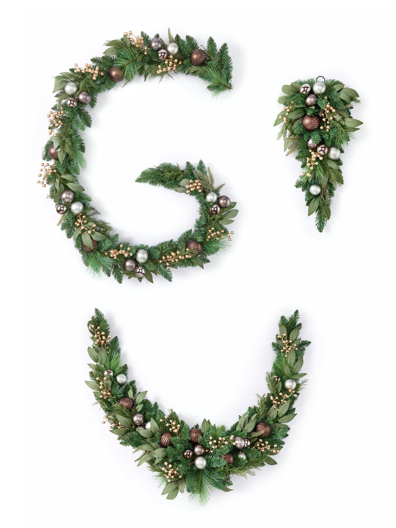 Image 4 of 4 of Very Home Nordic Teardrop Christmas Wreath - 70 cm