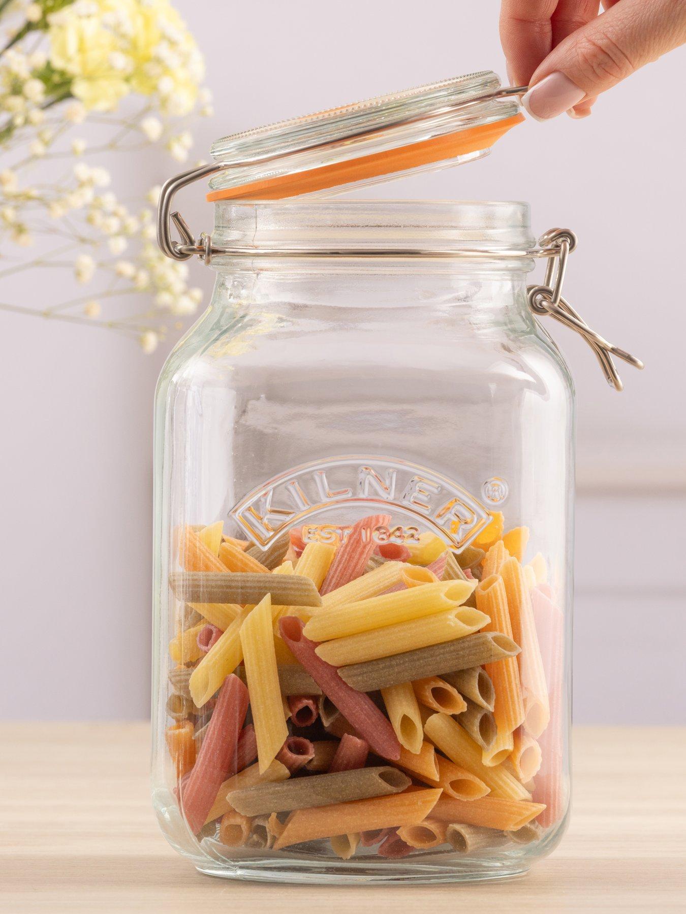 front image of kilner-set-of-2-clip-top-square-jars-2l