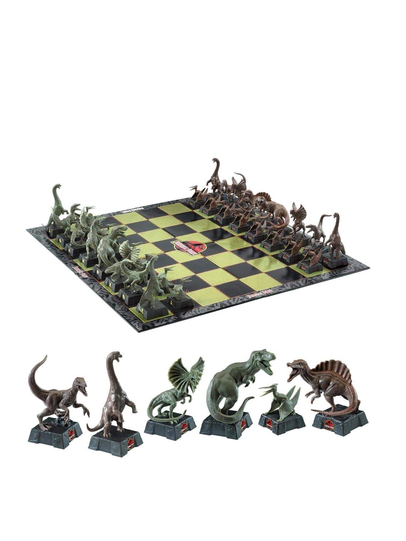 jurassic-park-the-noble-collectionnbspjurassic-park-chess-set