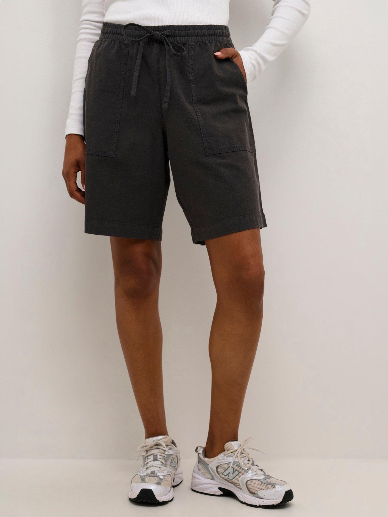 kaffe-naya-liah-shorts-grey