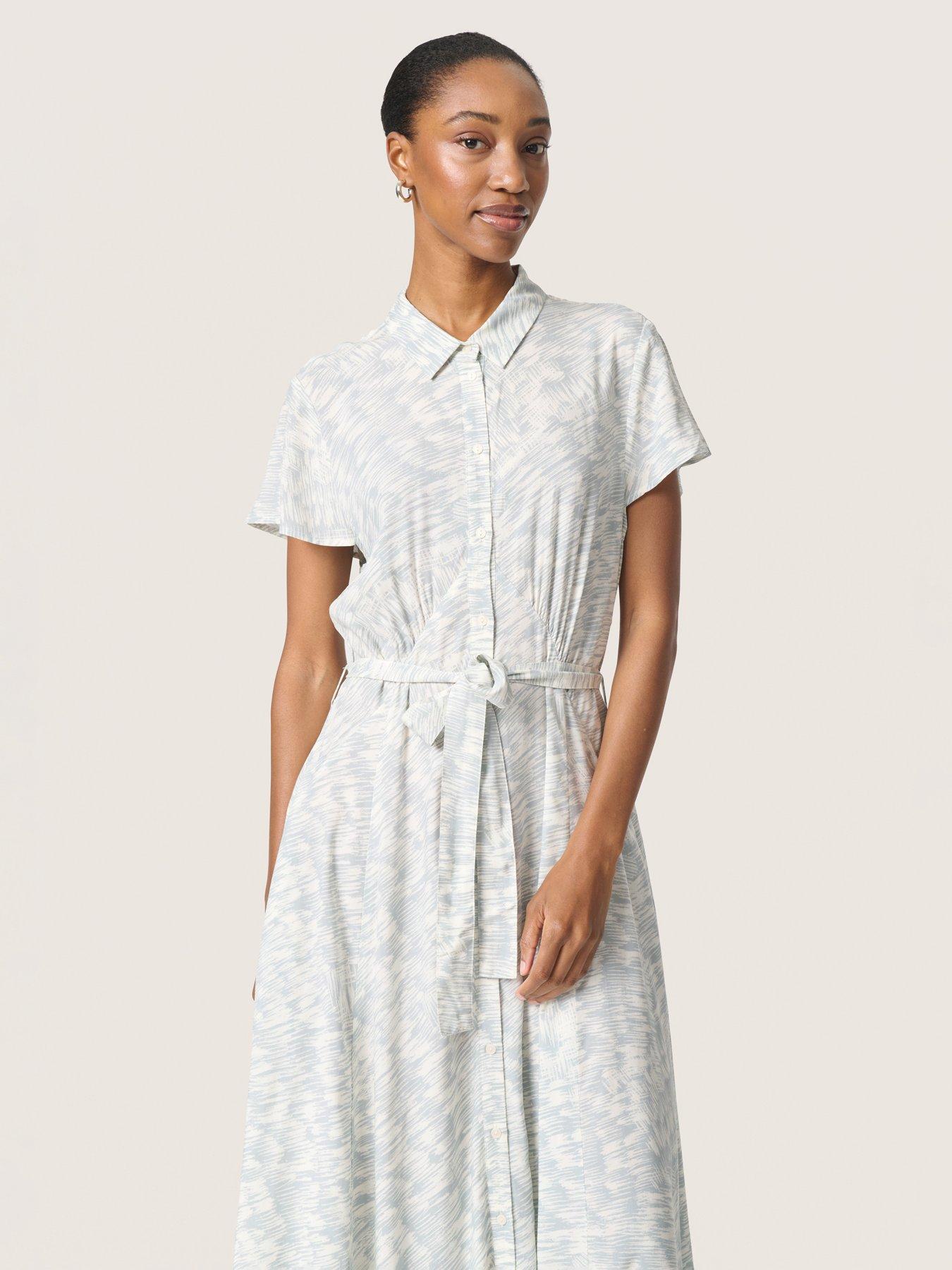  image of soaked-in-luxury-arjana-maxi-dress-blue