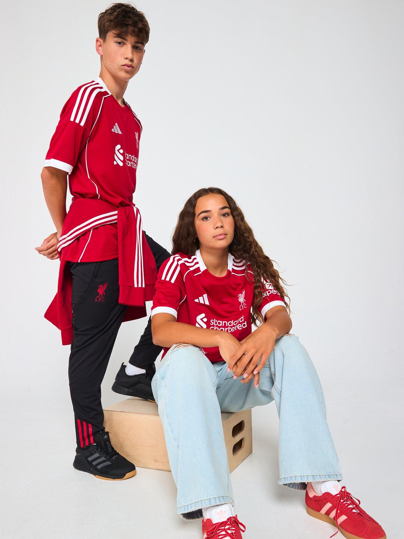 Image 5 of 6 of adidas Liverpool Junior 25/26 Home Stadium Replica Shirt -&nbsp;Red