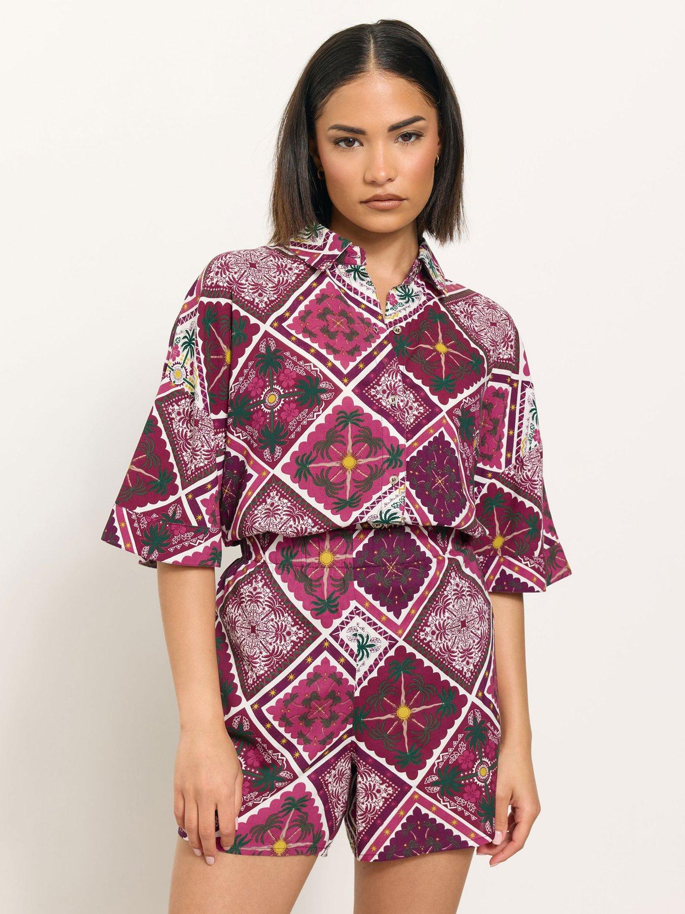 undefined Petite Tile Print Short - Pink