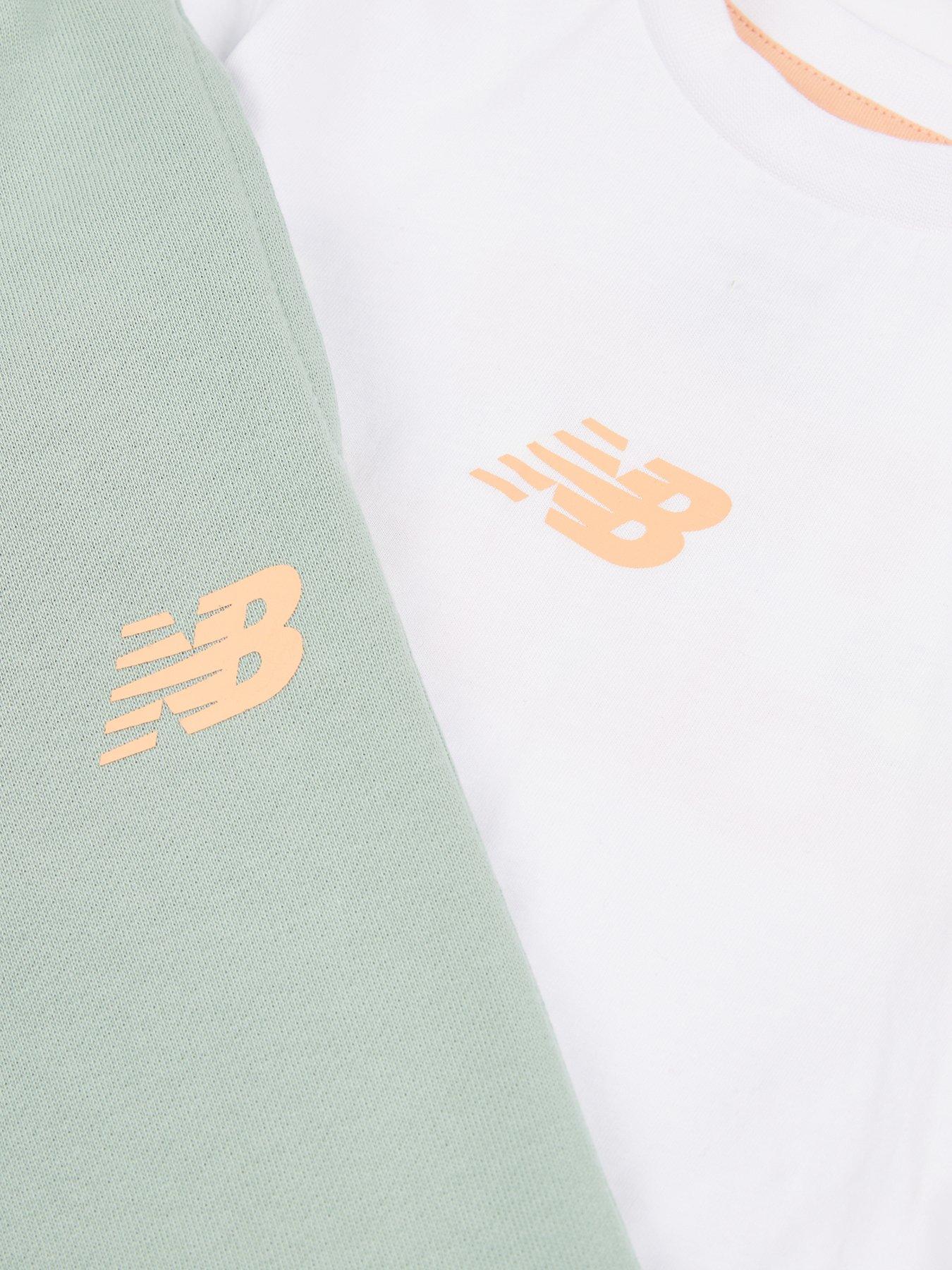  image of new-balance-younger-girls-floral-logo-tee-and-jogger-set-green