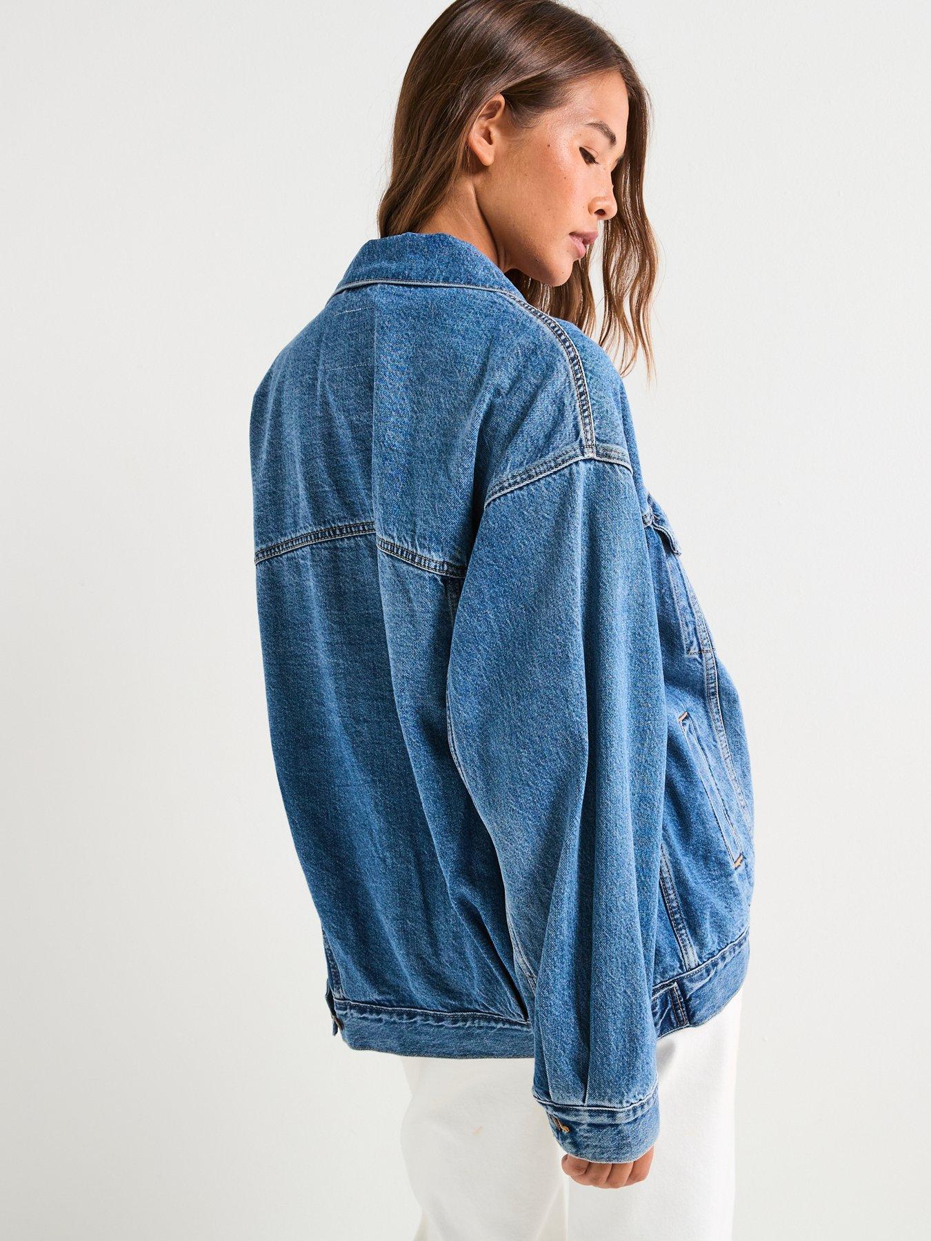 Image 2 of 6 of Levi's Xl Trucker Jacket - Hold My Purse Trucker&nbsp;- Blue