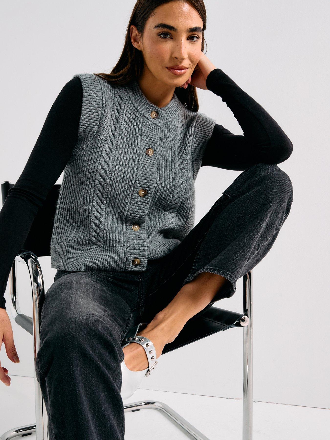 undefined Ines Cable Sweater Vest - Mid Heather Gray