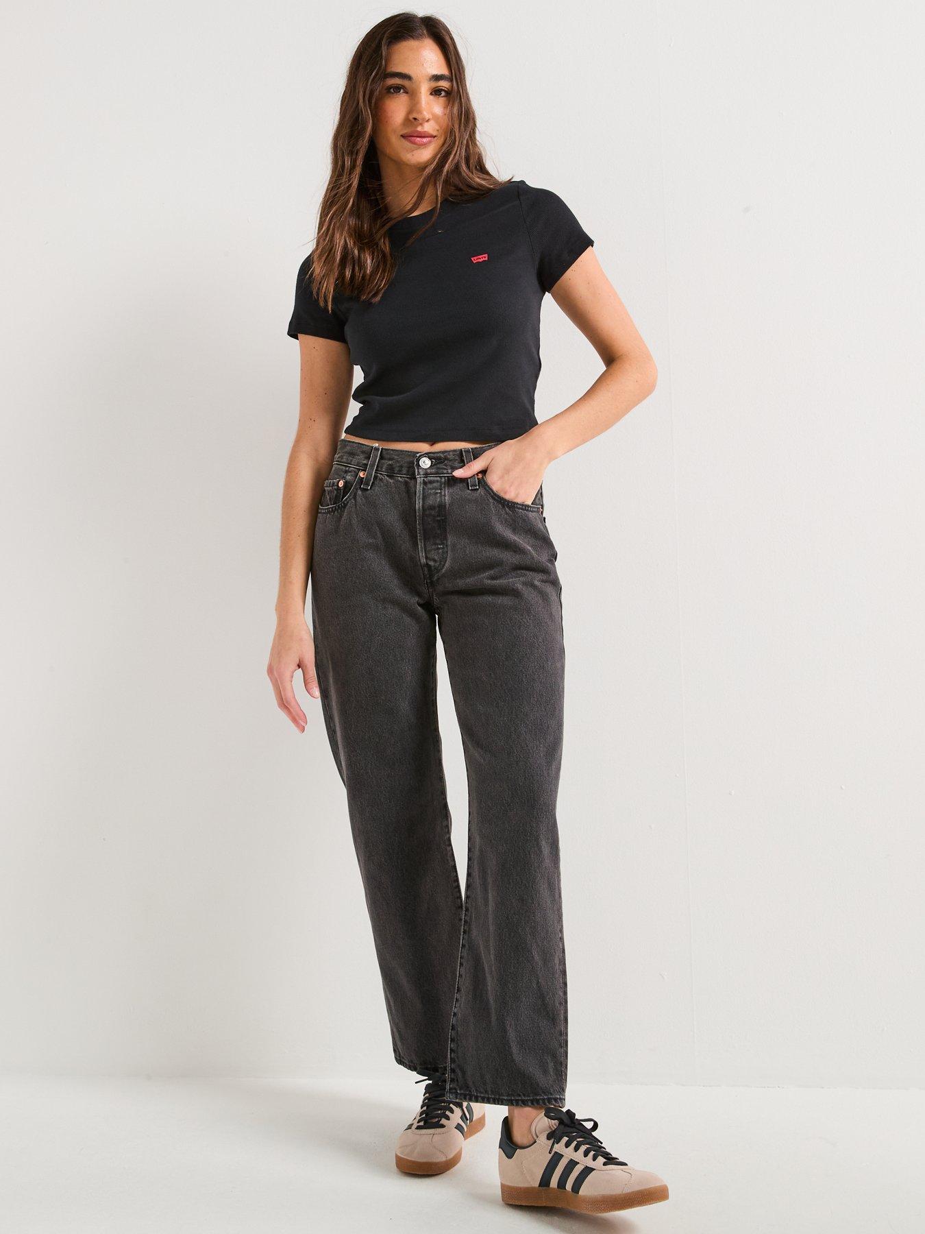 Image 5 of 6 of Levi's Essential Sporty T-shirt - Caviar Cotton Blend