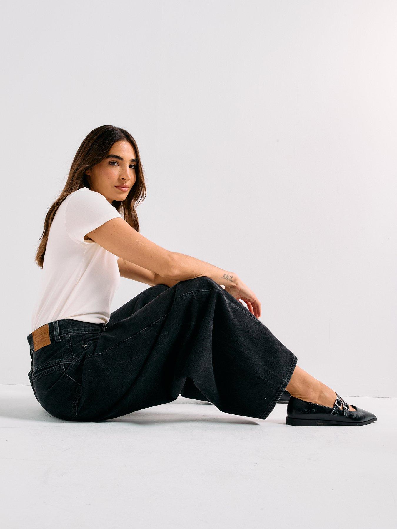 Image 5 of 6 of Levi's Super Baggy Barrel Jeans - Open Mind - Black