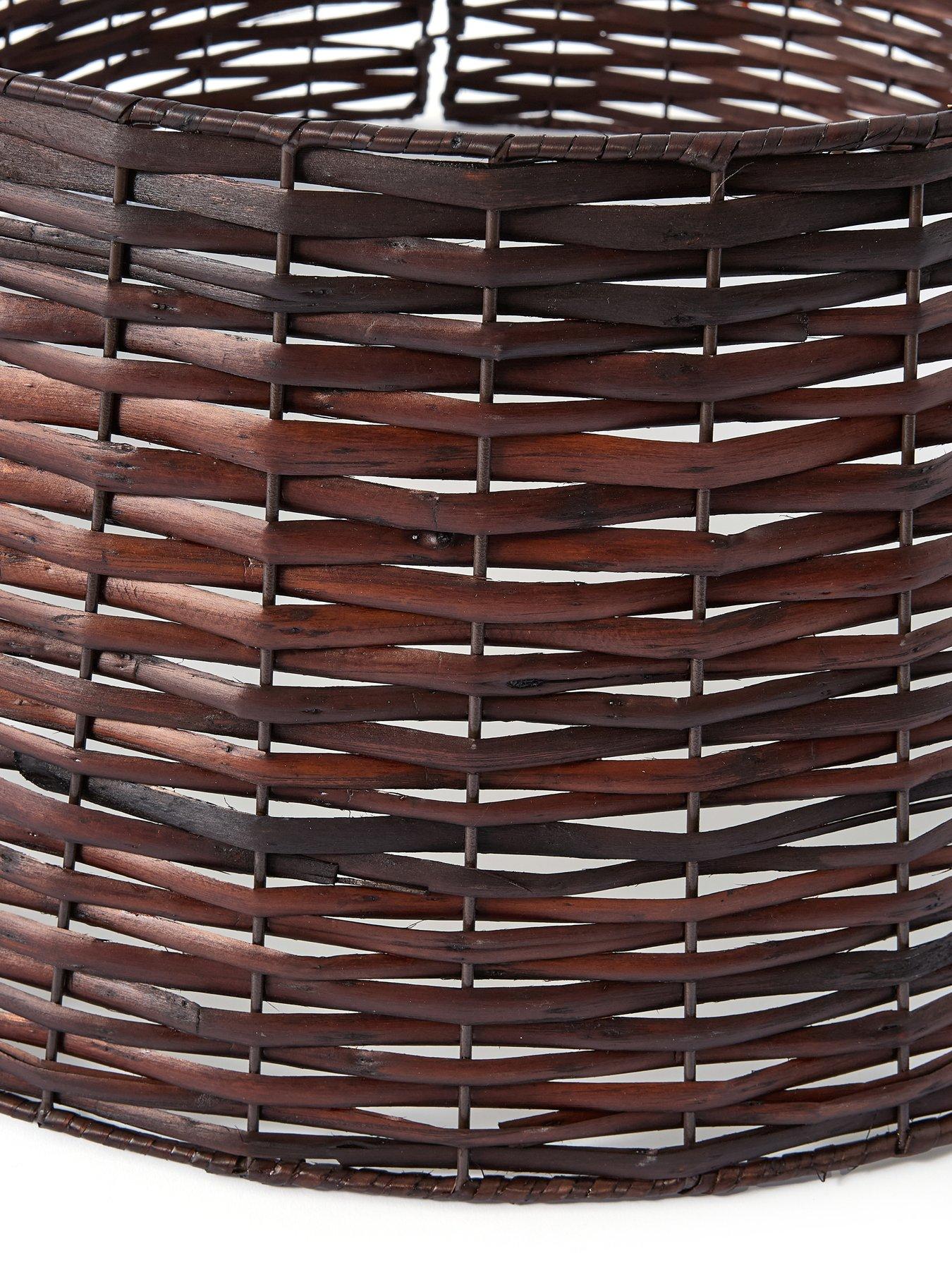 Image 4 of 4 of Festive Dark Brown Willow Christmas Tree Skirt -&nbsp;50 x 70 cm
