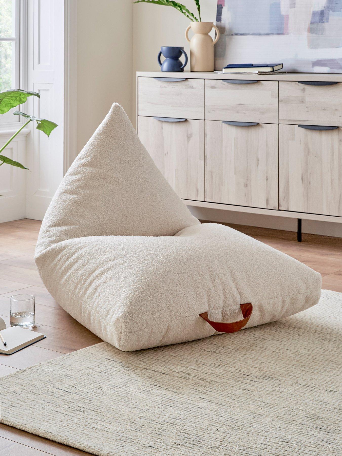 kaikoo-boucle-triangle-beanbag--cream