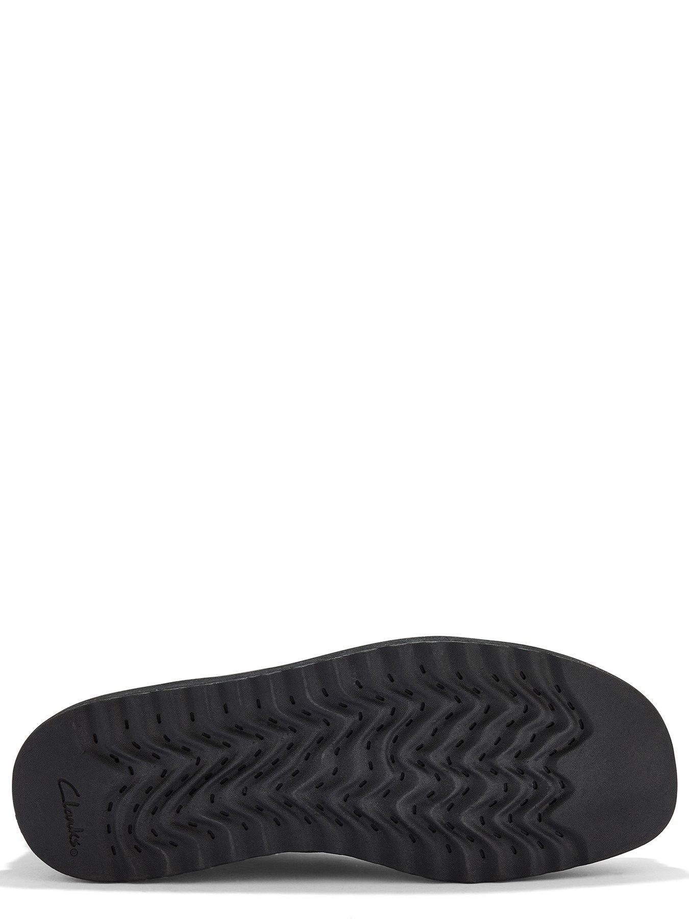 Image 5 of 6 of Clarks Wallabee Ftrgtx Hiker Boots-black