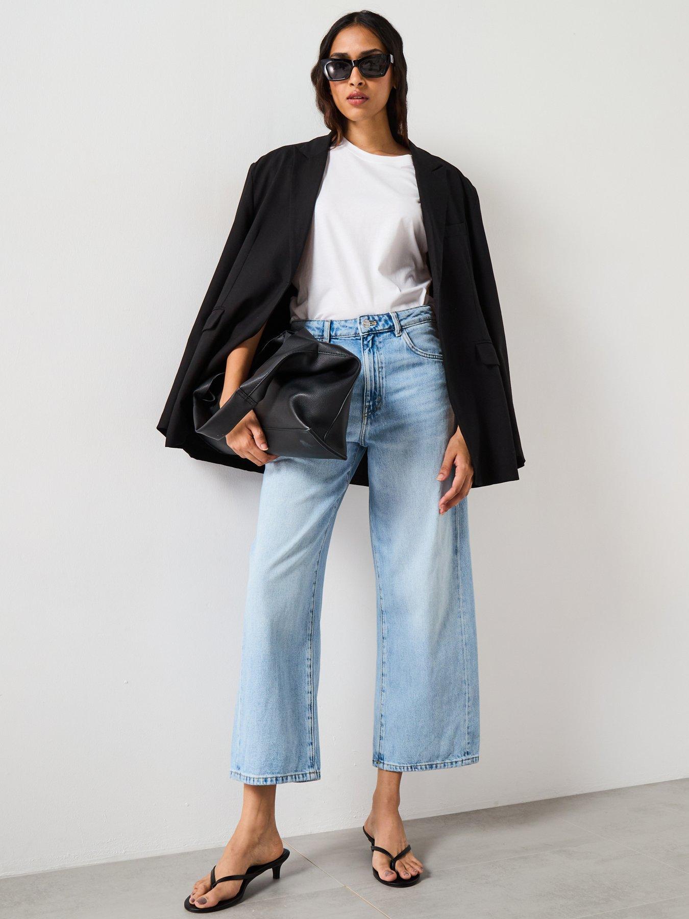 Image 4 of 6 of Mango Tapered Jeans - Blue