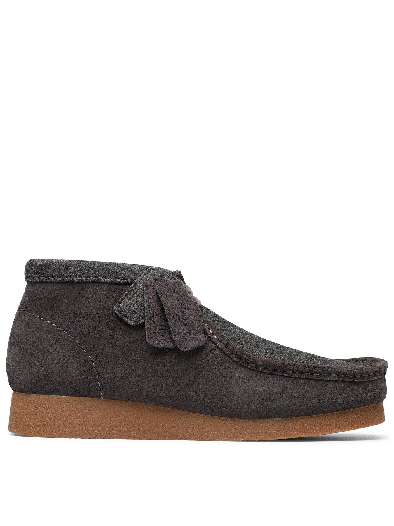 Clarks Wallabee Evo Chukka Boots-grey