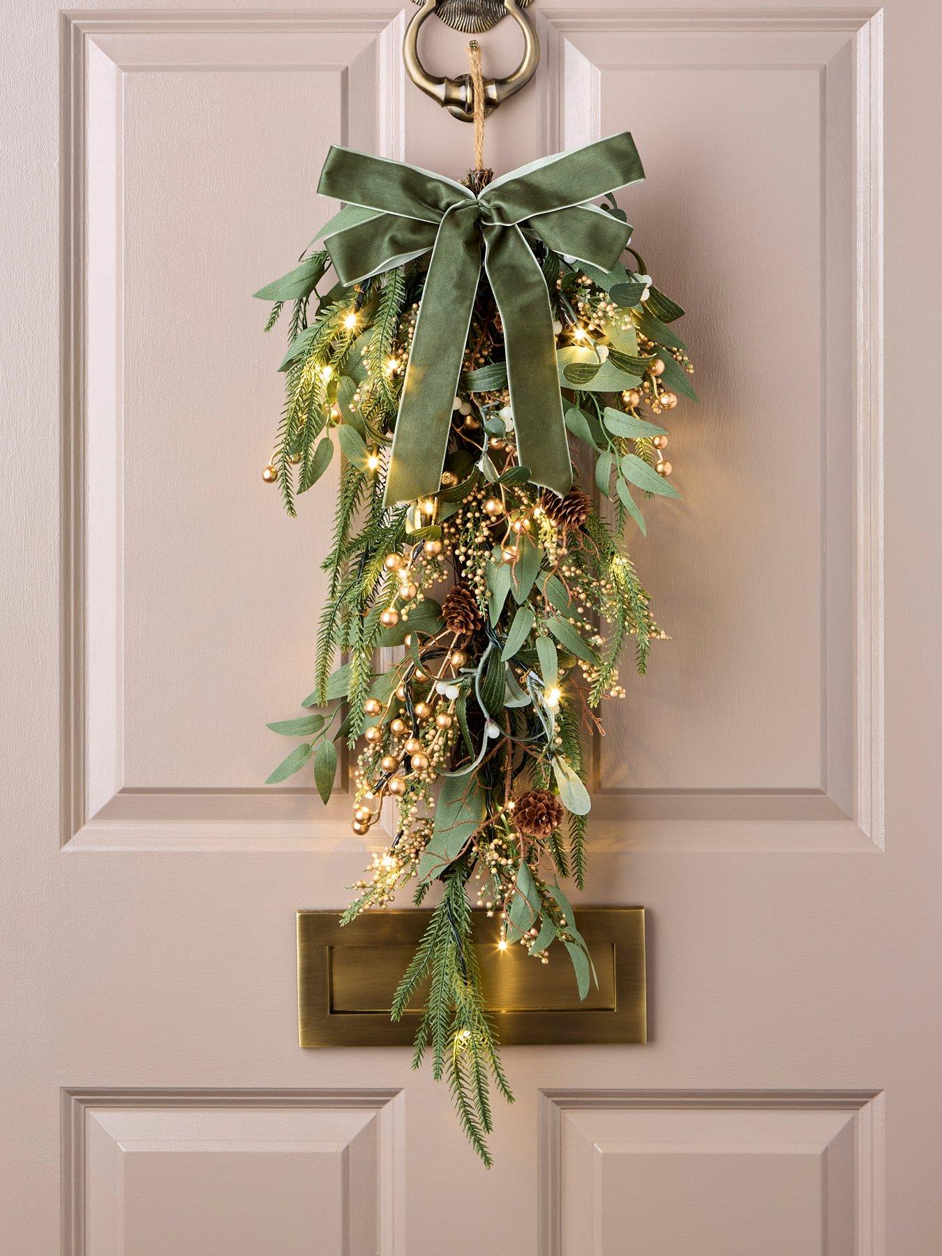 undefined Mistletoe and Gold Berry Pre Lit Teardrop Christmas Wreath - 70 cm