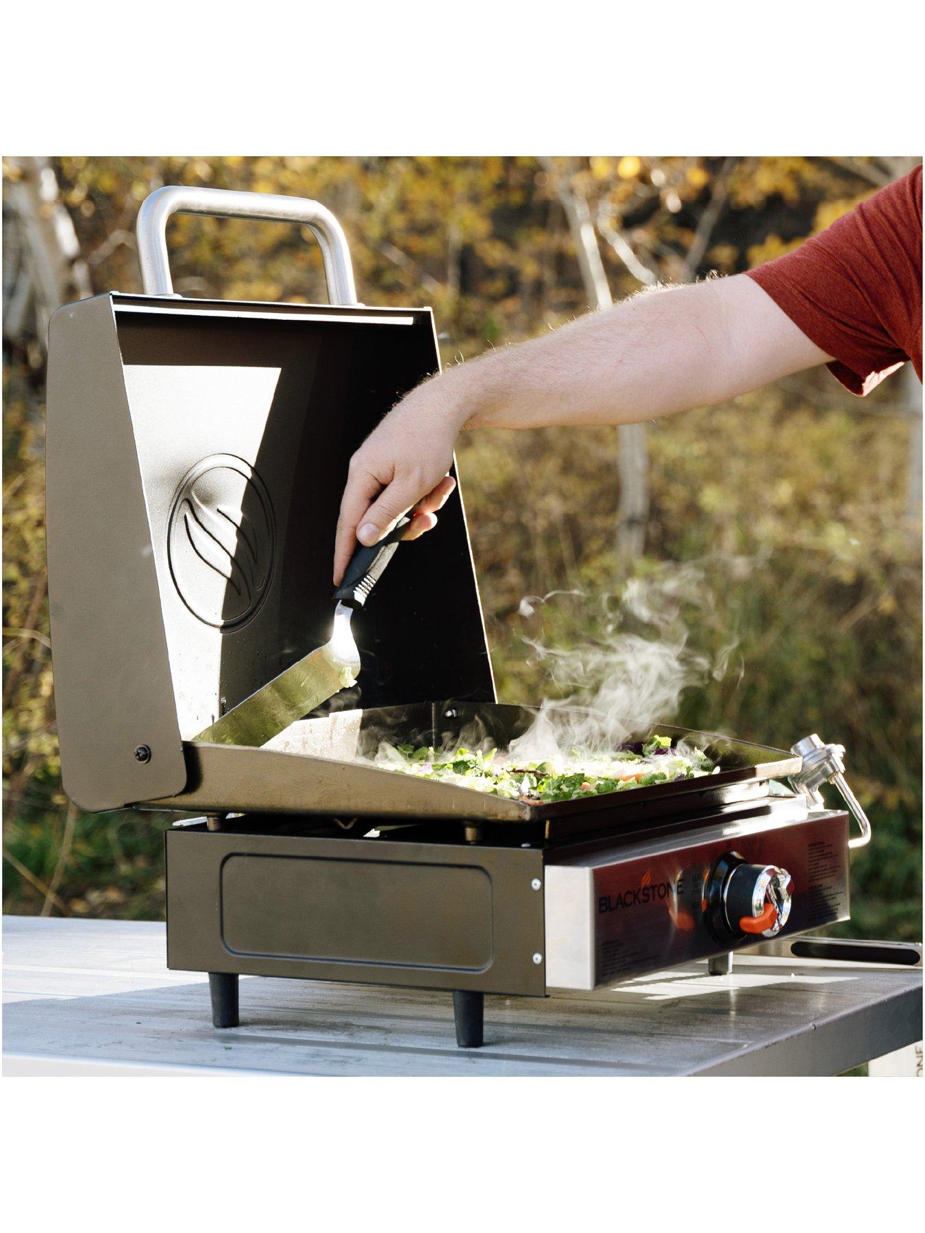 blackstone-17in-tabletop-griddle-bbq-with-hood
