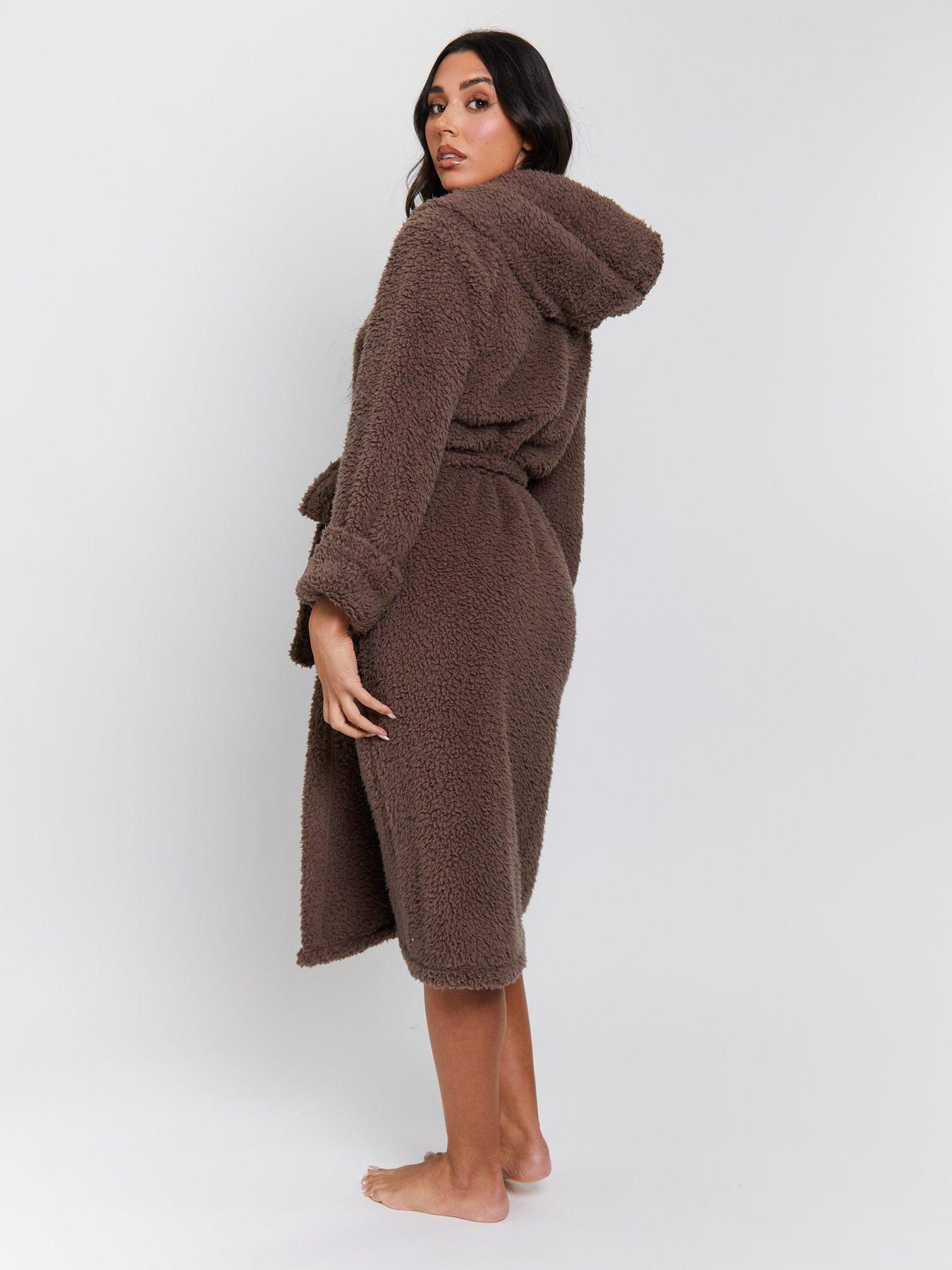 Image 3 of 4 of Loungeable Chunky Sherpa Hooded Maxi Dressing Gown - Beige