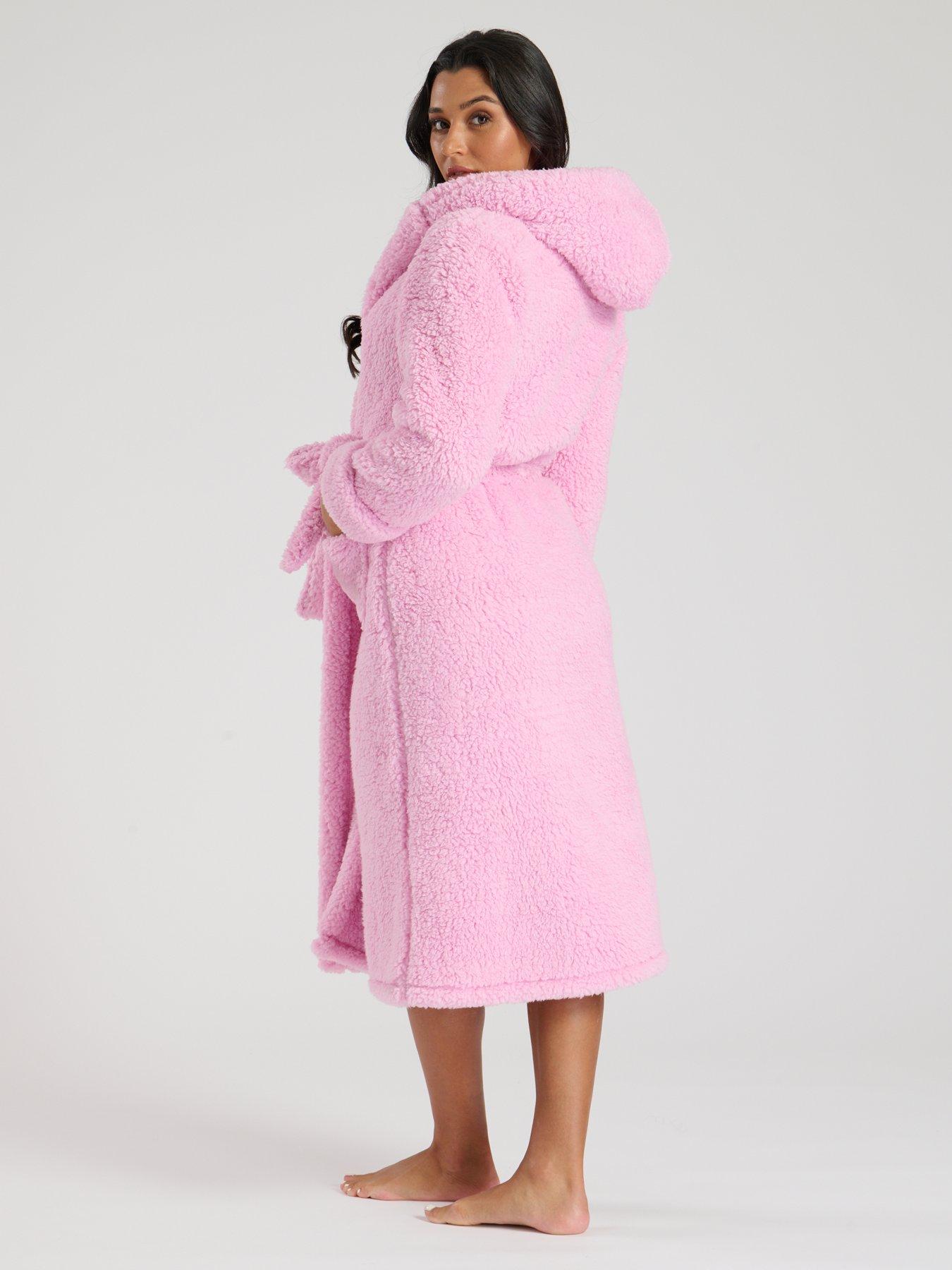 Image 3 of 5 of Loungeable Chunky Sherpa Hooded Maxi Dressing Gown - Pink