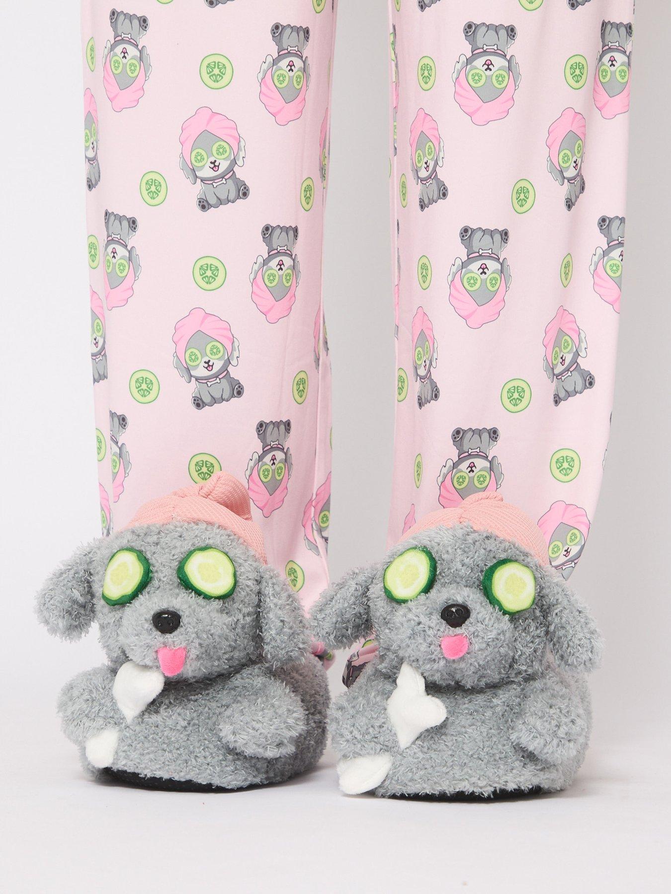 Image 4 of 5 of Loungeable Relax Doggy Slipper - Multi
