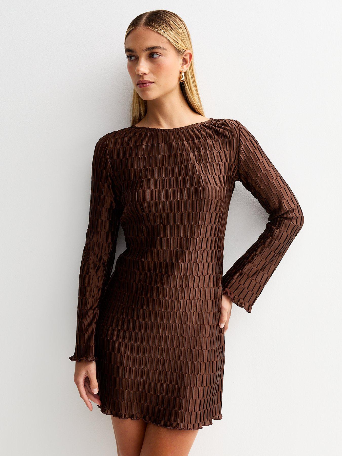 new-look-plisse-long-sleeve-tie-back-mini-dress-brown