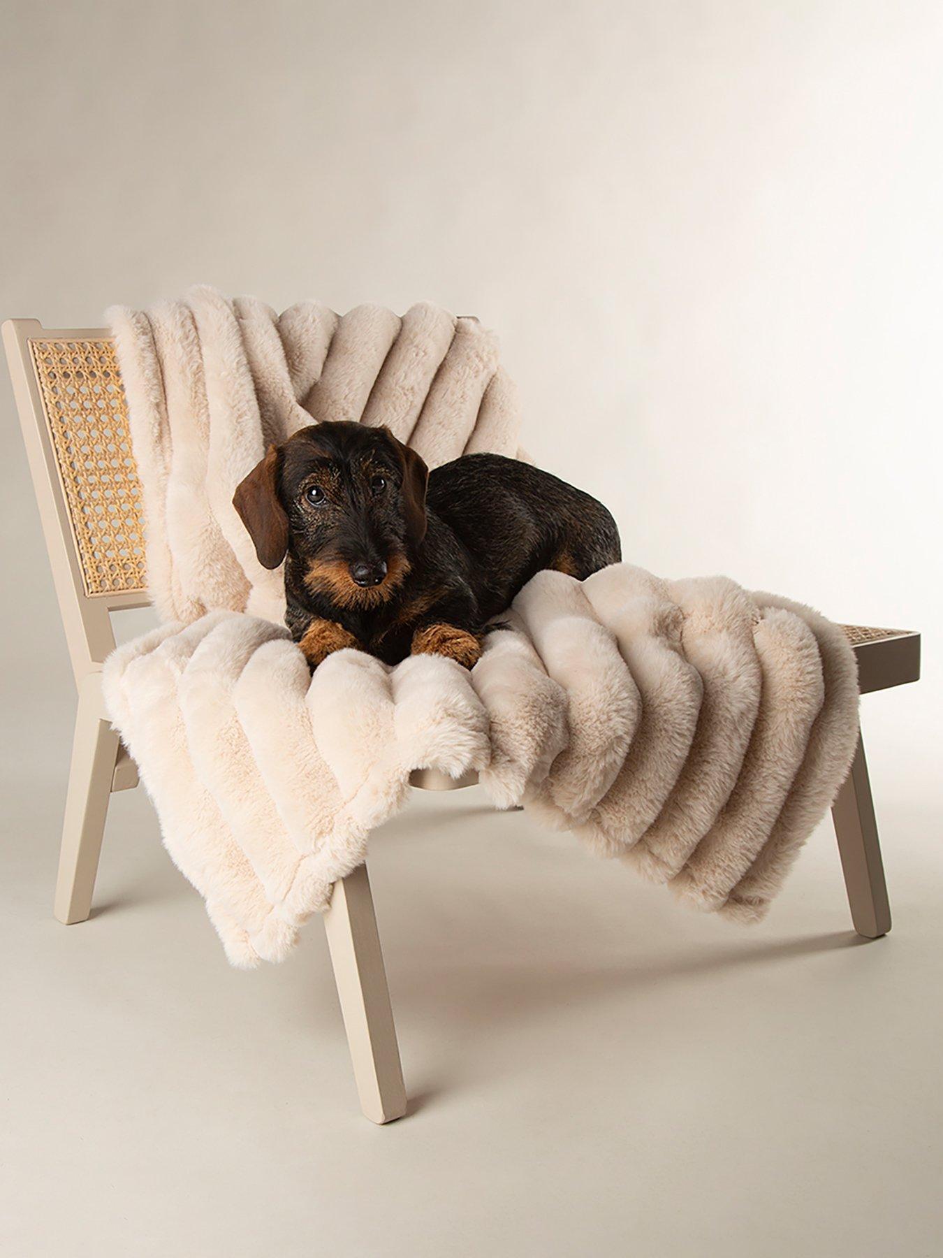 Image 1 of 7 of Scruffs Aspen Pet Blanket