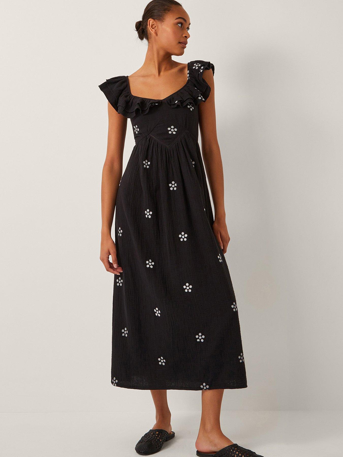 undefined Daisy Midi Dress - Black