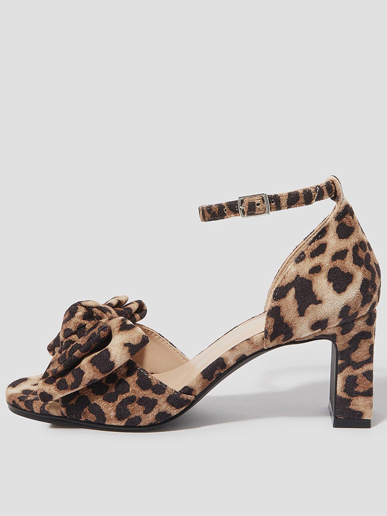 undefined Abril Animal Bow Sandal - Brown