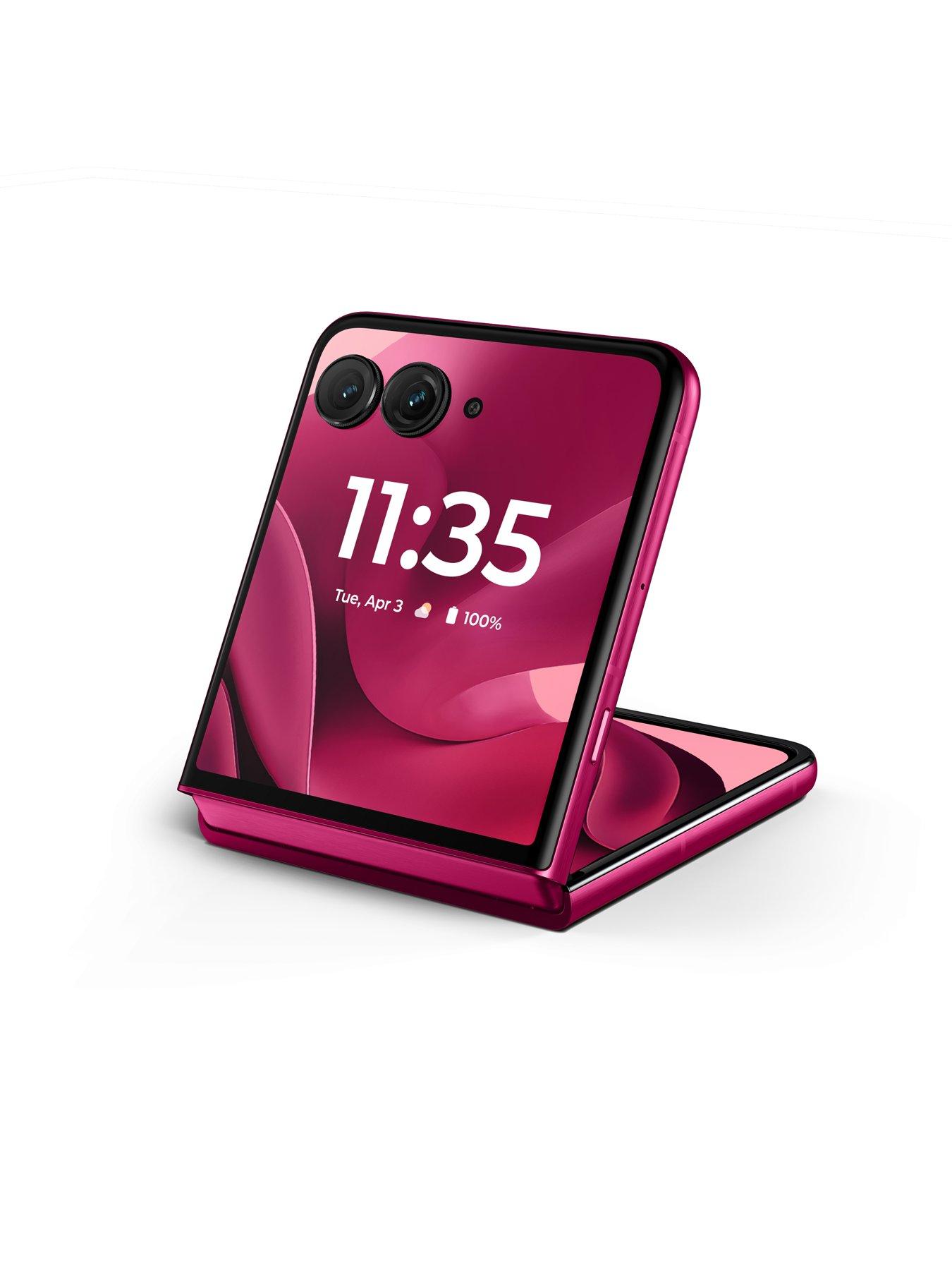 Image 5 of 7 of Motorola Razr&nbsp;60 Ultra - 16GB RAM,&nbsp;512GB Storage -&nbsp;Pink