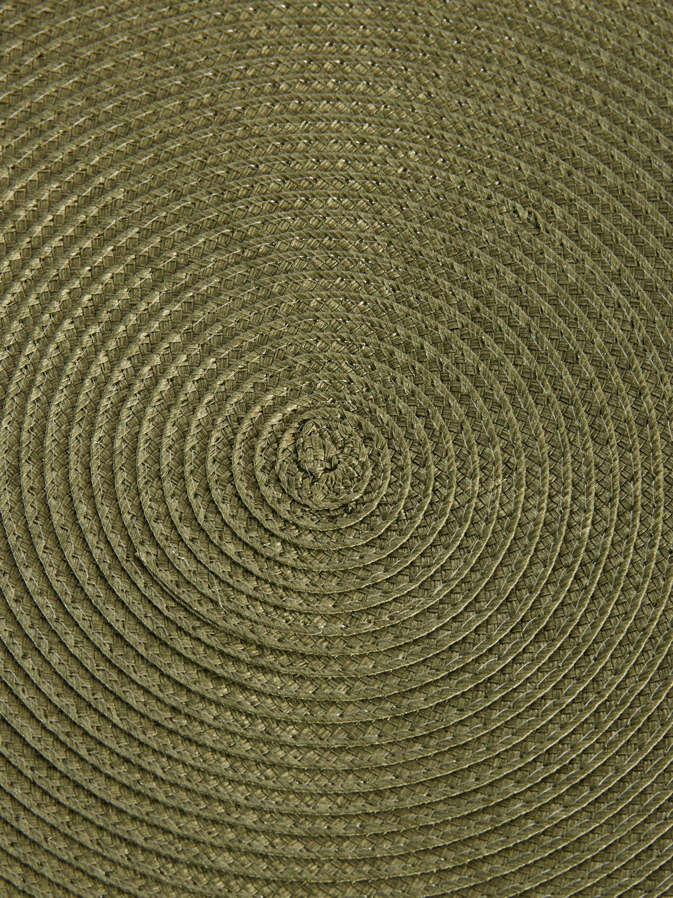 Image 4 of 5 of Michelle Keegan Home Set Of 4 Round Woven Placemats