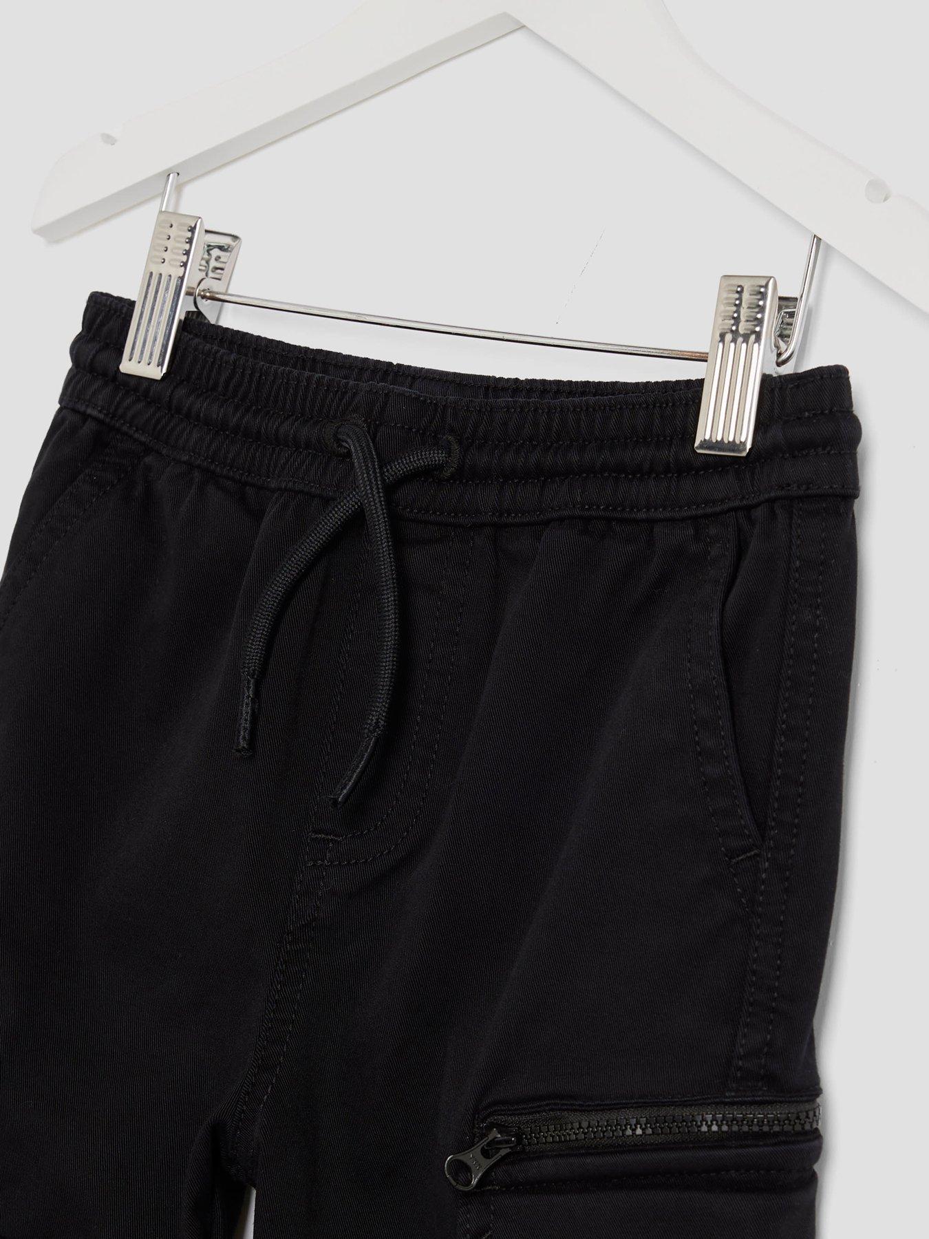 Image 4 of 4 of River Island Mini Mini Boys Herrin Cargo Pants - Black