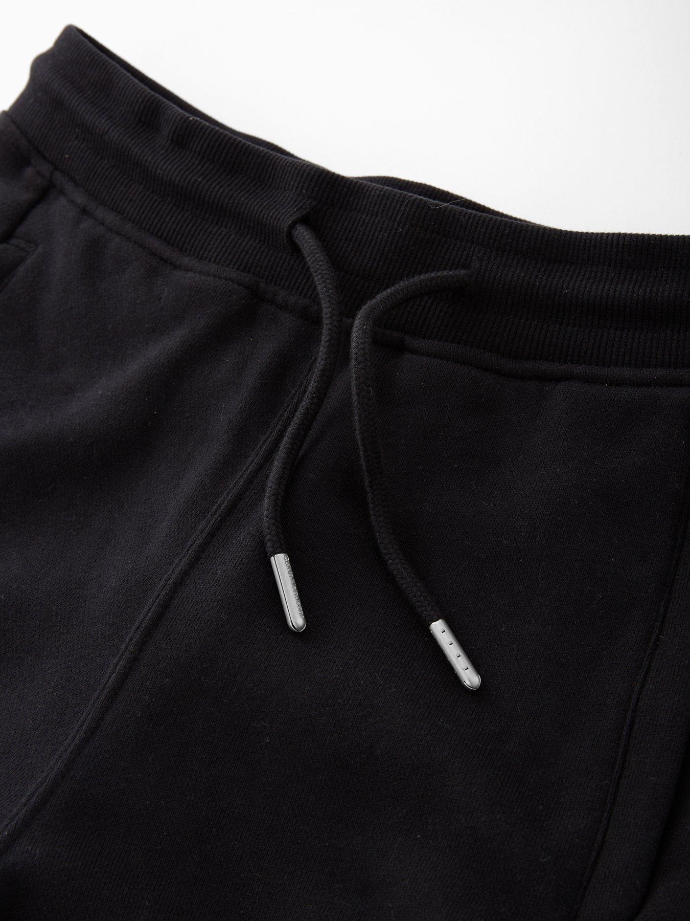 Image 3 of 5 of Calvin Klein Jeans Boys Badge Relaxed Sweatpants - Black