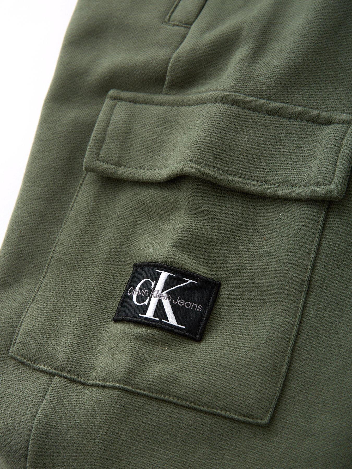 Image 5 of 5 of Calvin Klein Jeans Boys Badge Relaxed Sweatpants - Thyme