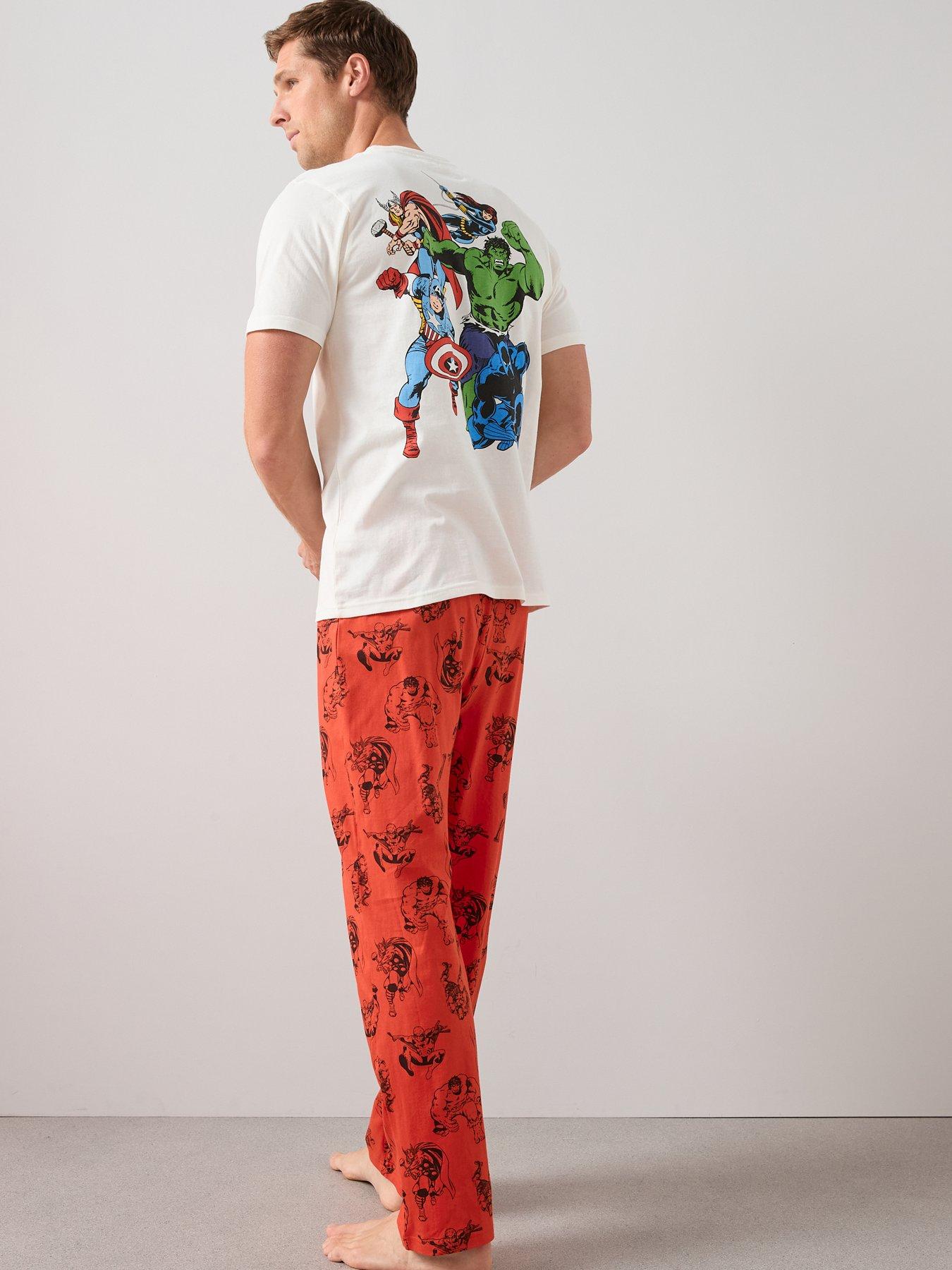 stillFront image of the-very-collection-marvel-avengers-back-print-short-sleeve-pyjama-set-red