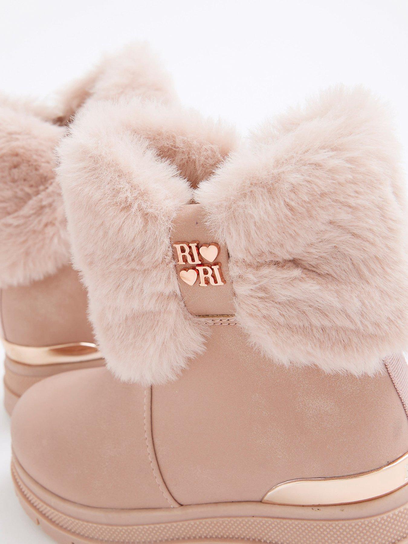 Image 4 of 5 of River Island Mini Girls Patent Bow Fur Boot - Pink