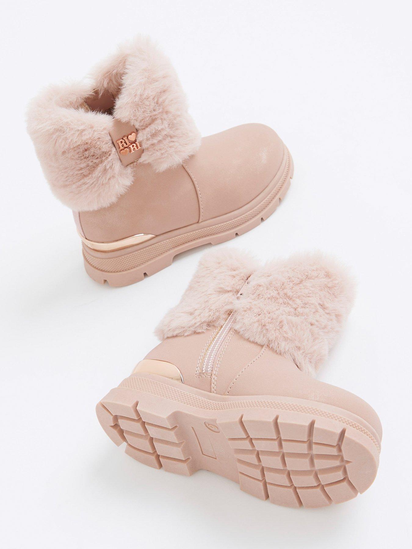 Image 5 of 5 of River Island Mini Girls Patent Bow Fur Boot - Pink