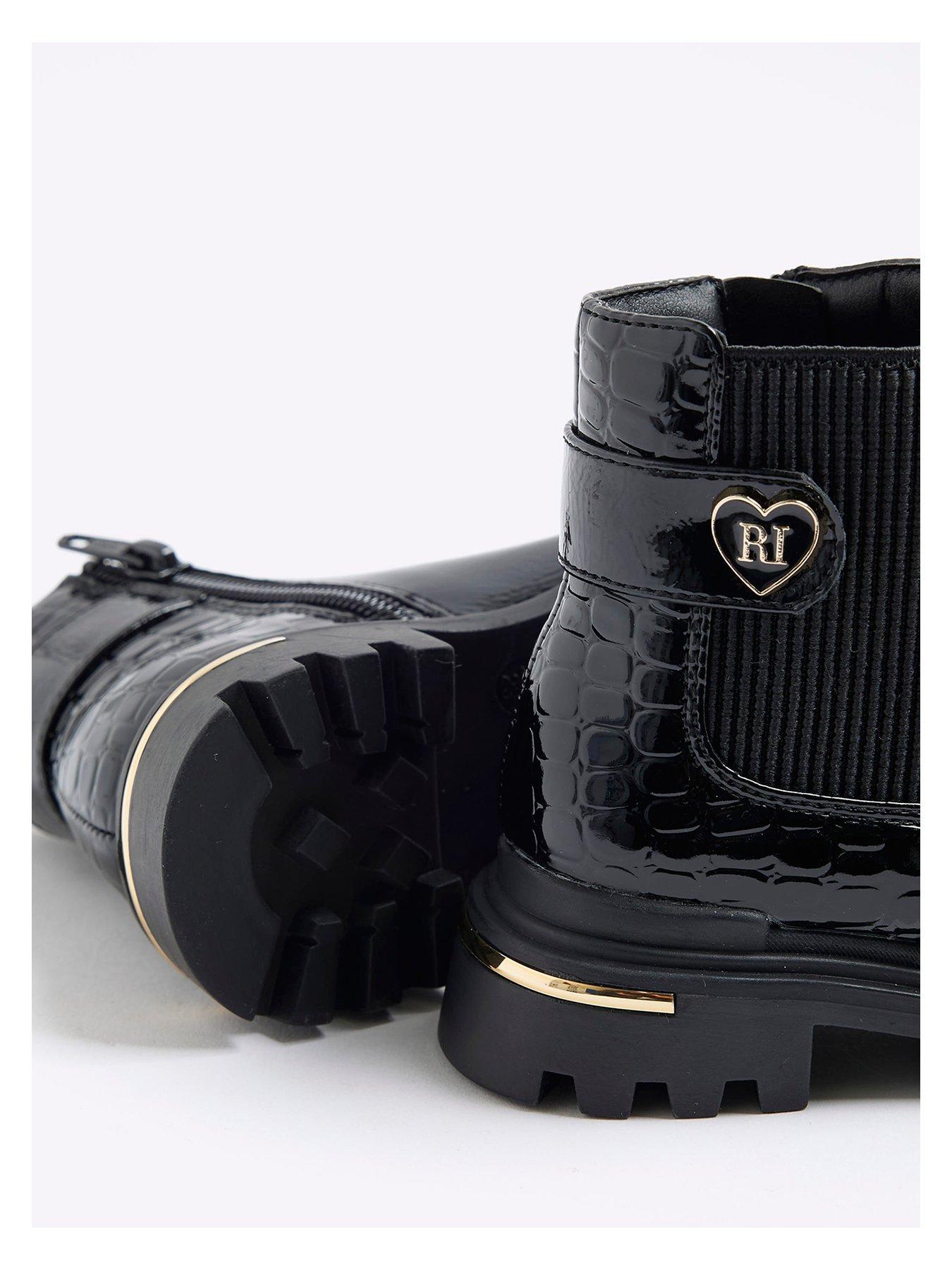 Image 5 of 5 of River Island Mini Girls Heart Strap Chelsea Boots - Black