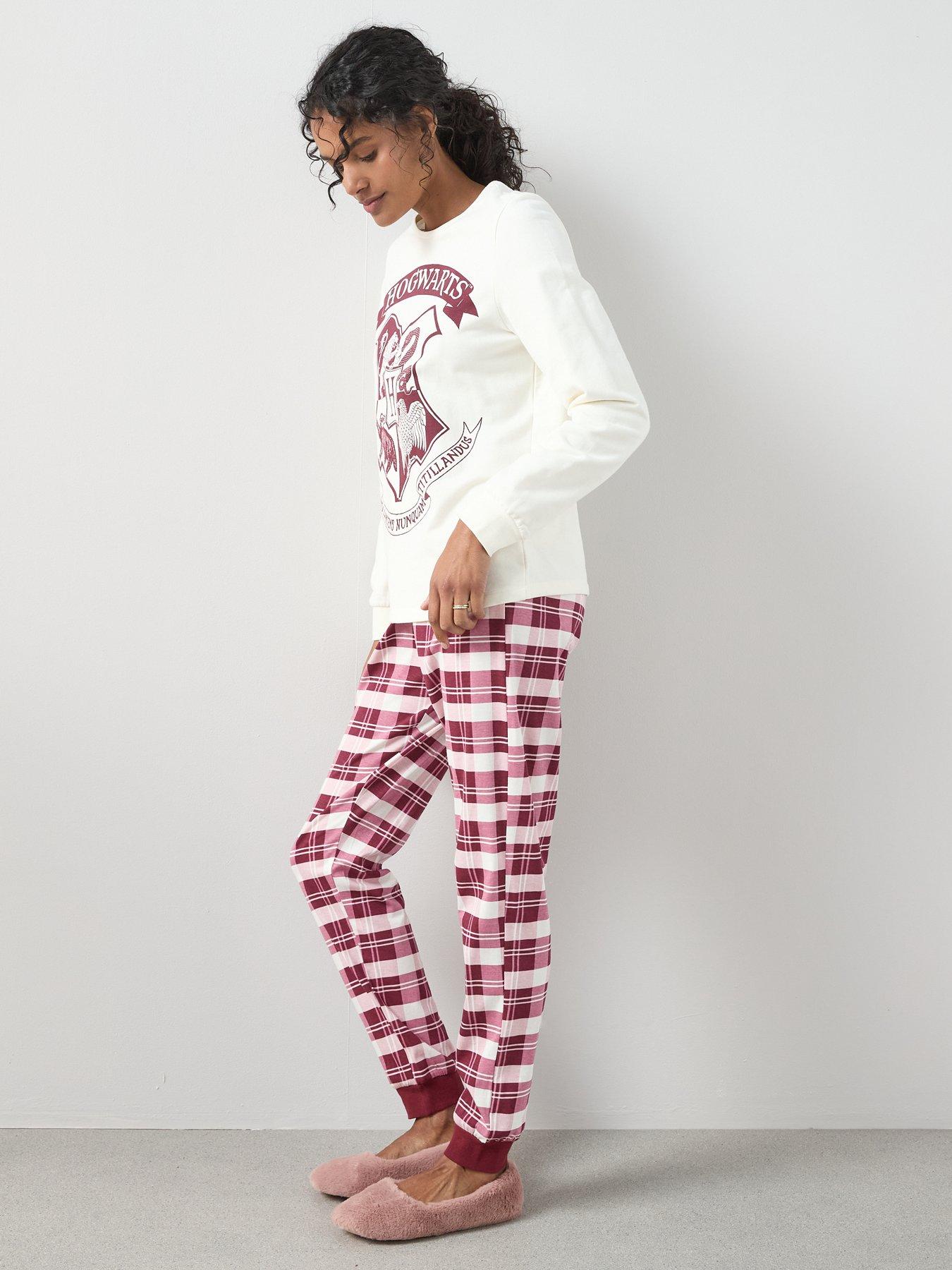  image of the-very-collection-ladies-harry-potter-long-leg-pyjama-set-red