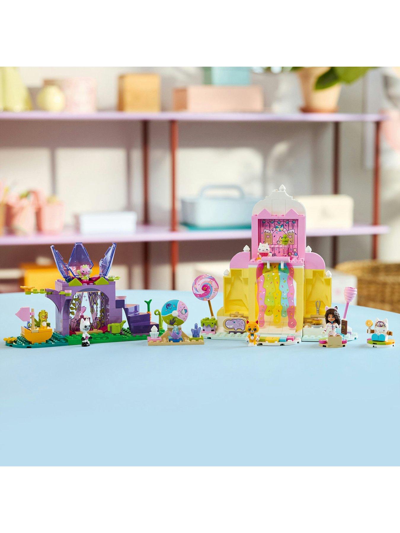 Image 5 of 8 of LEGO Gabby's Dollhouse Sweet Treat Mountain &amp; Kitty Garden 11205