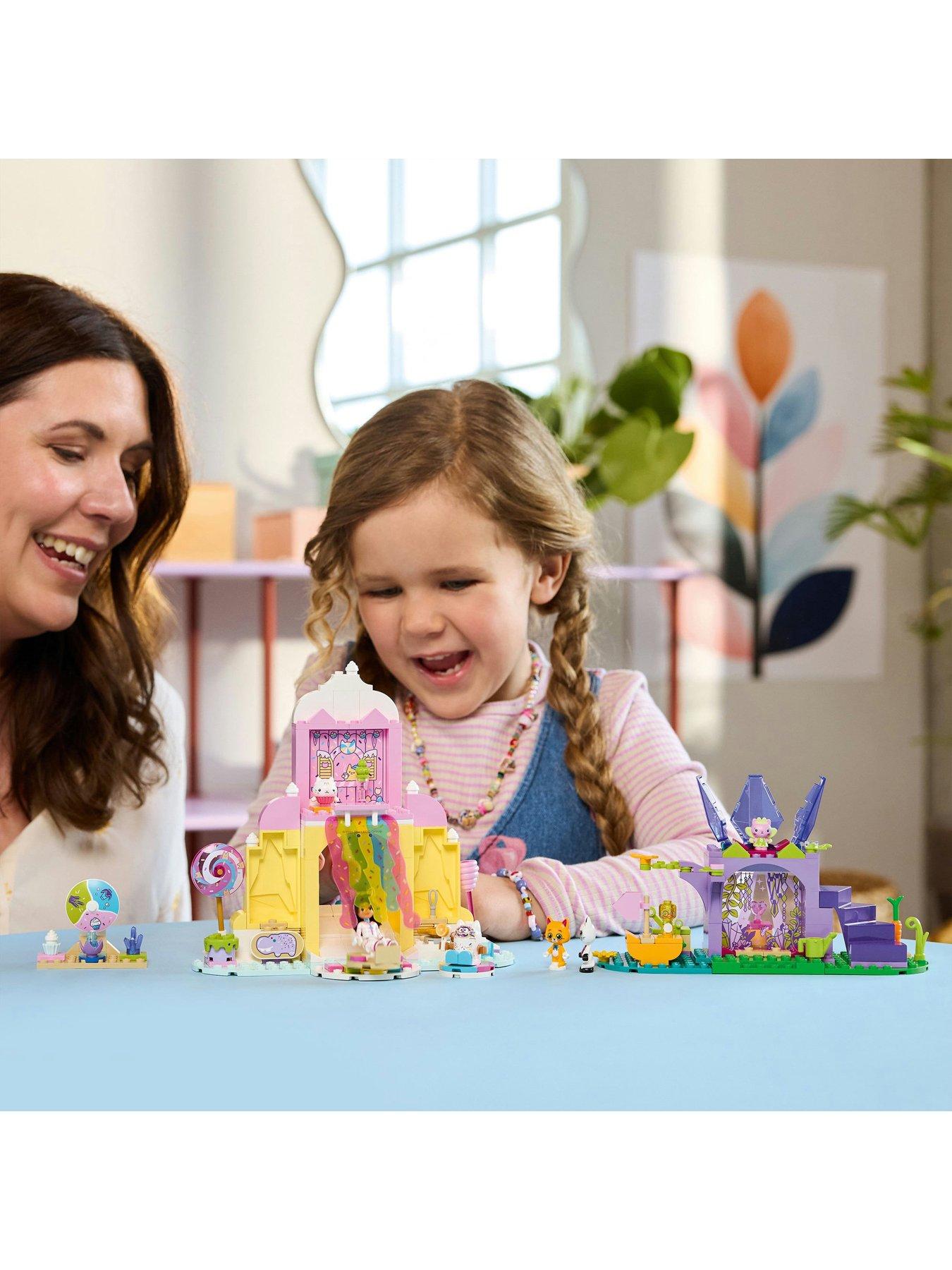 Image 6 of 8 of LEGO Gabby's Dollhouse Sweet Treat Mountain &amp; Kitty Garden 11205