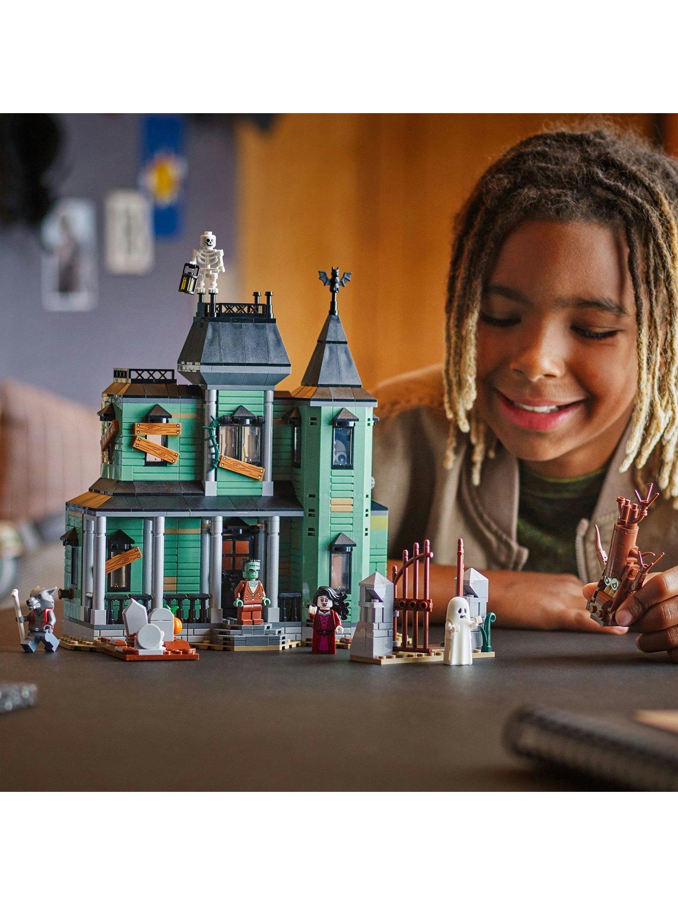 Image 6 of 8 of LEGO Creator 3in1 Haunted Mansion Building Toy 31167