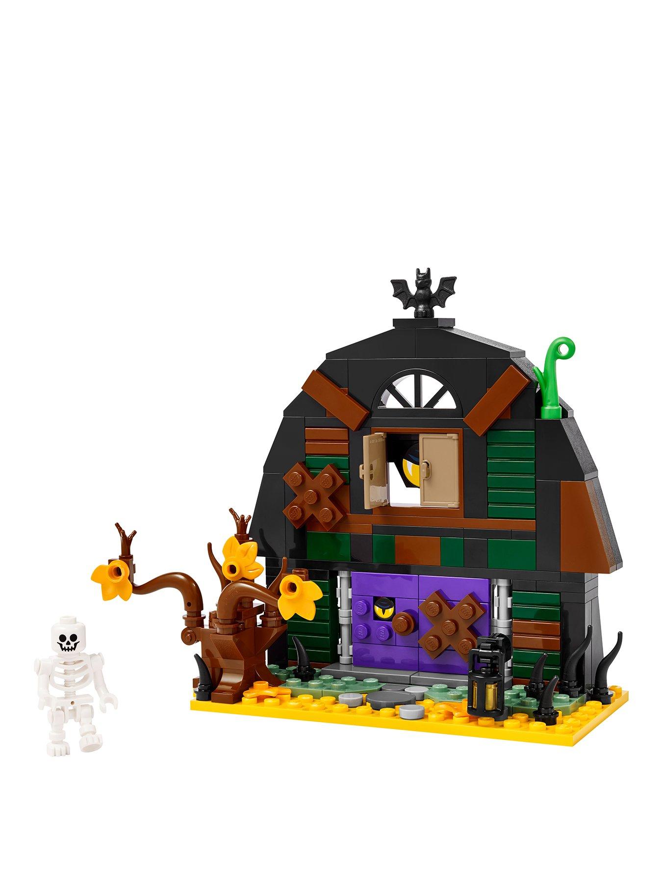 undefined Halloween Barn Building Toy 40721